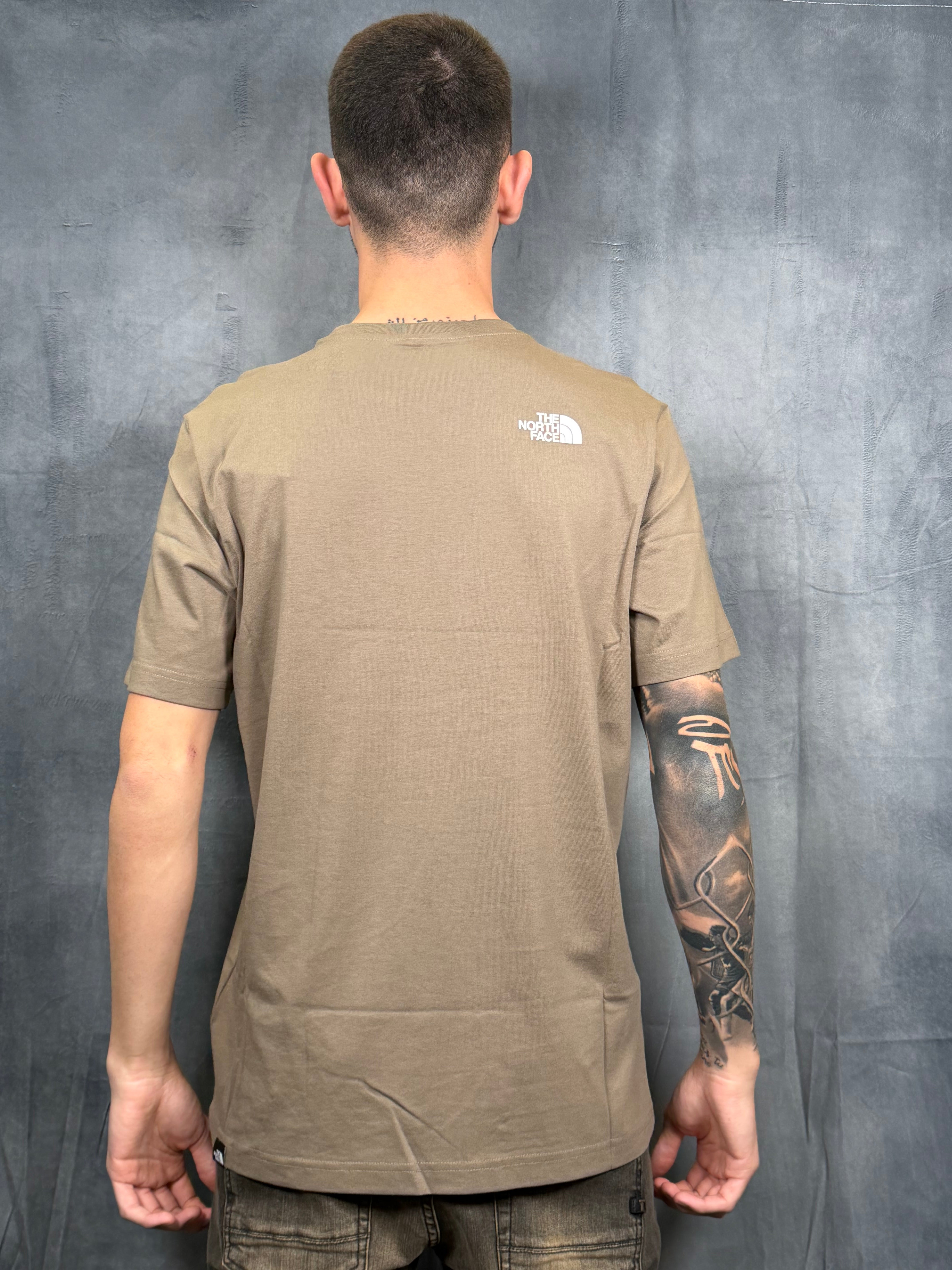 T-SHIRT THE NORTH FACE