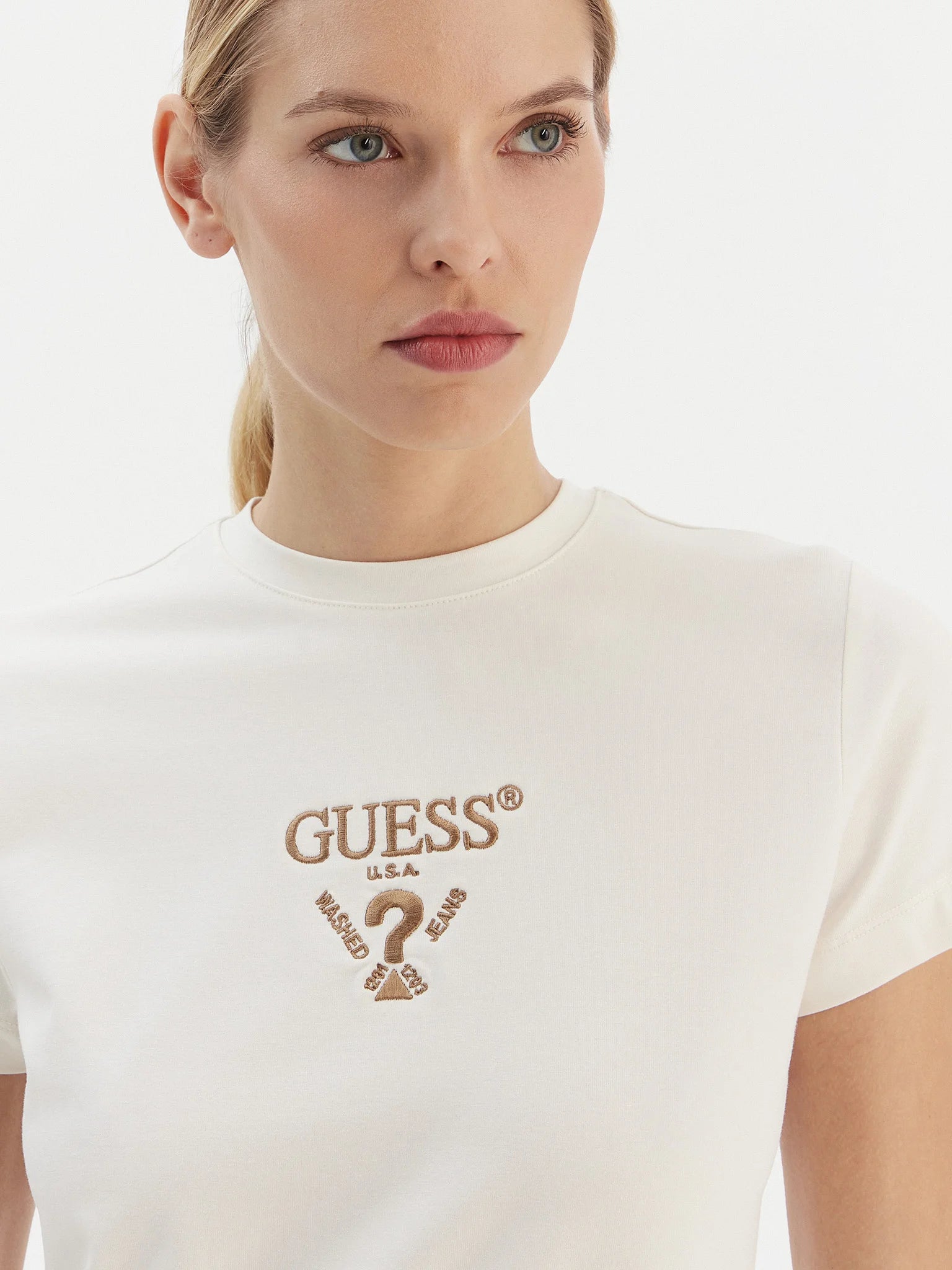 T-SHIRT GUESS