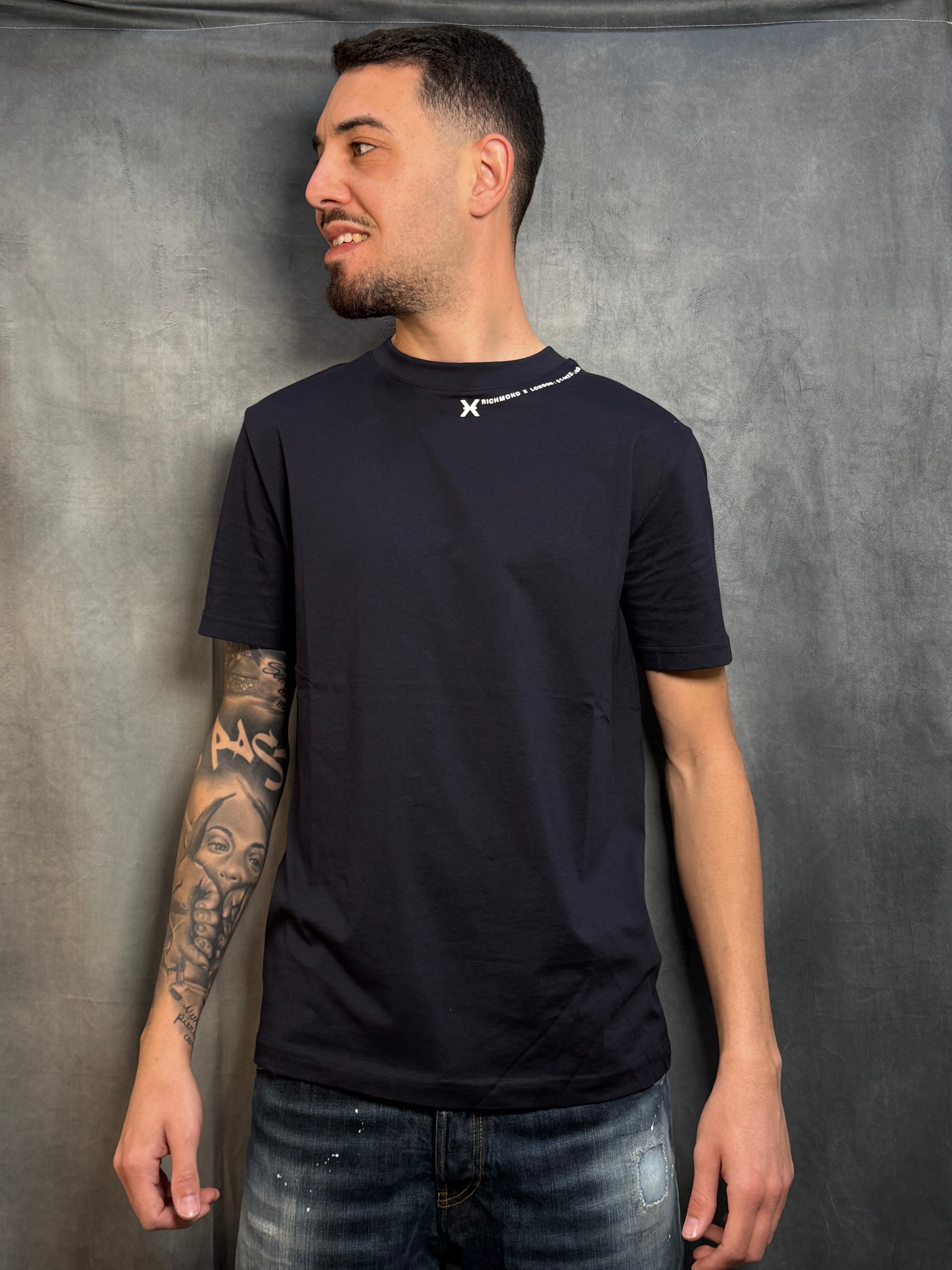 T-SHIRT JOHN RICHMOND