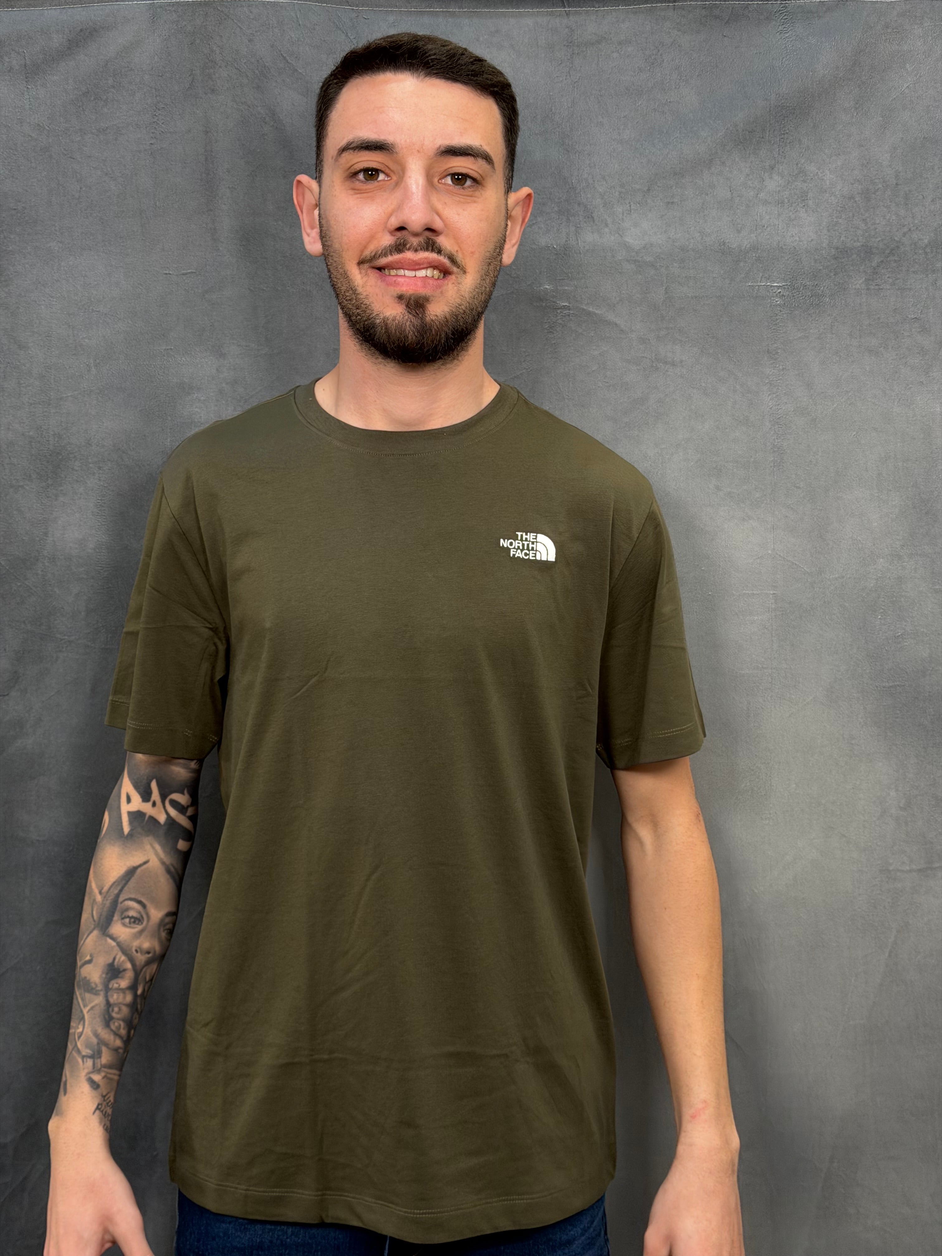 T-SHIRT THE NORTH FACE NF0A8CZ221L