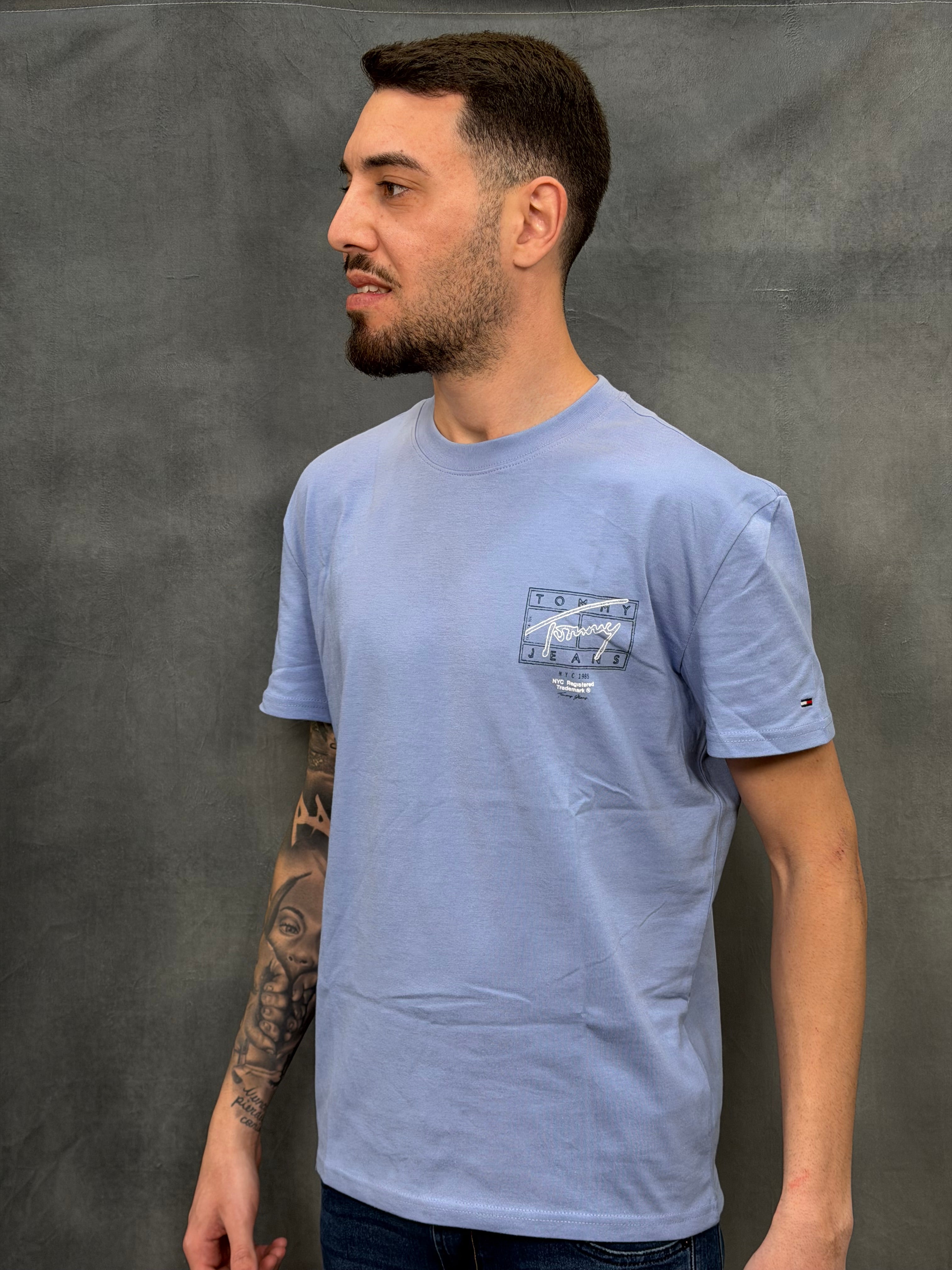 T-SHIRT TOMMY JEANS DM0DM22319