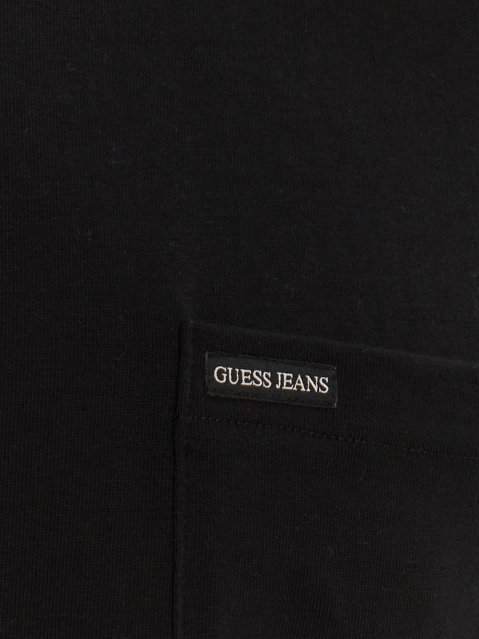 T-SHIRT GUESS