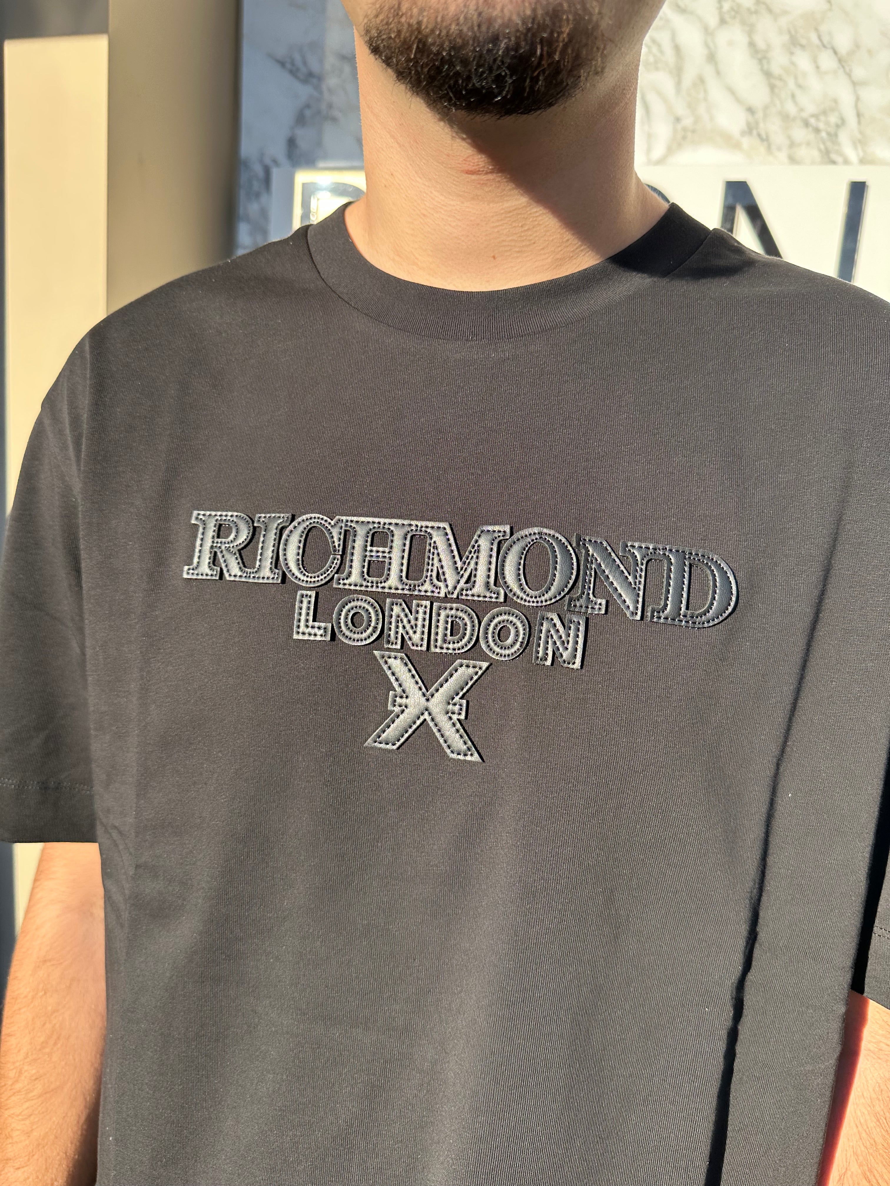 T-shirt JOHN RICHMOND UMA25065TS