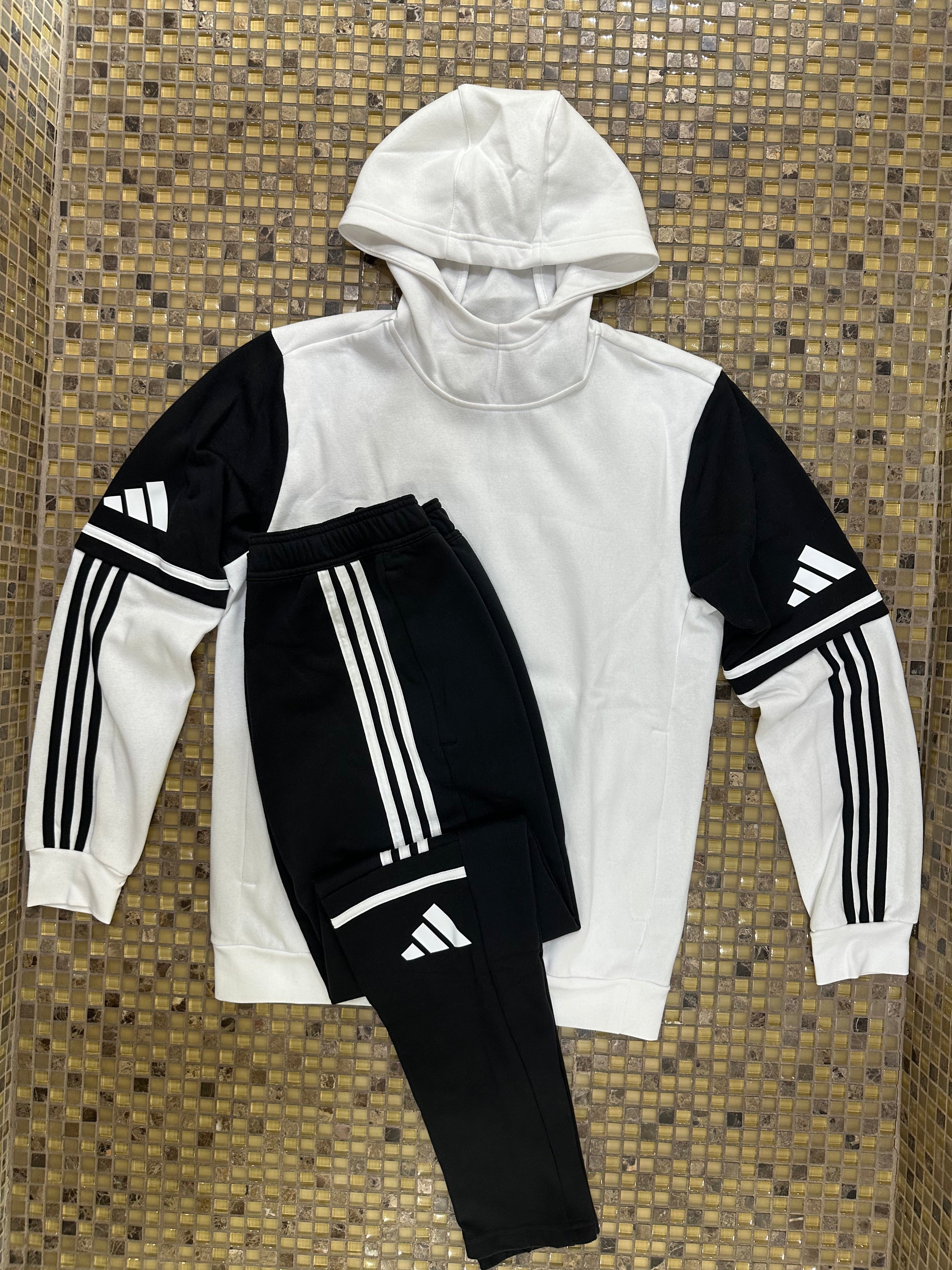 TUTA ADIDAS CON CAPPUCCIO