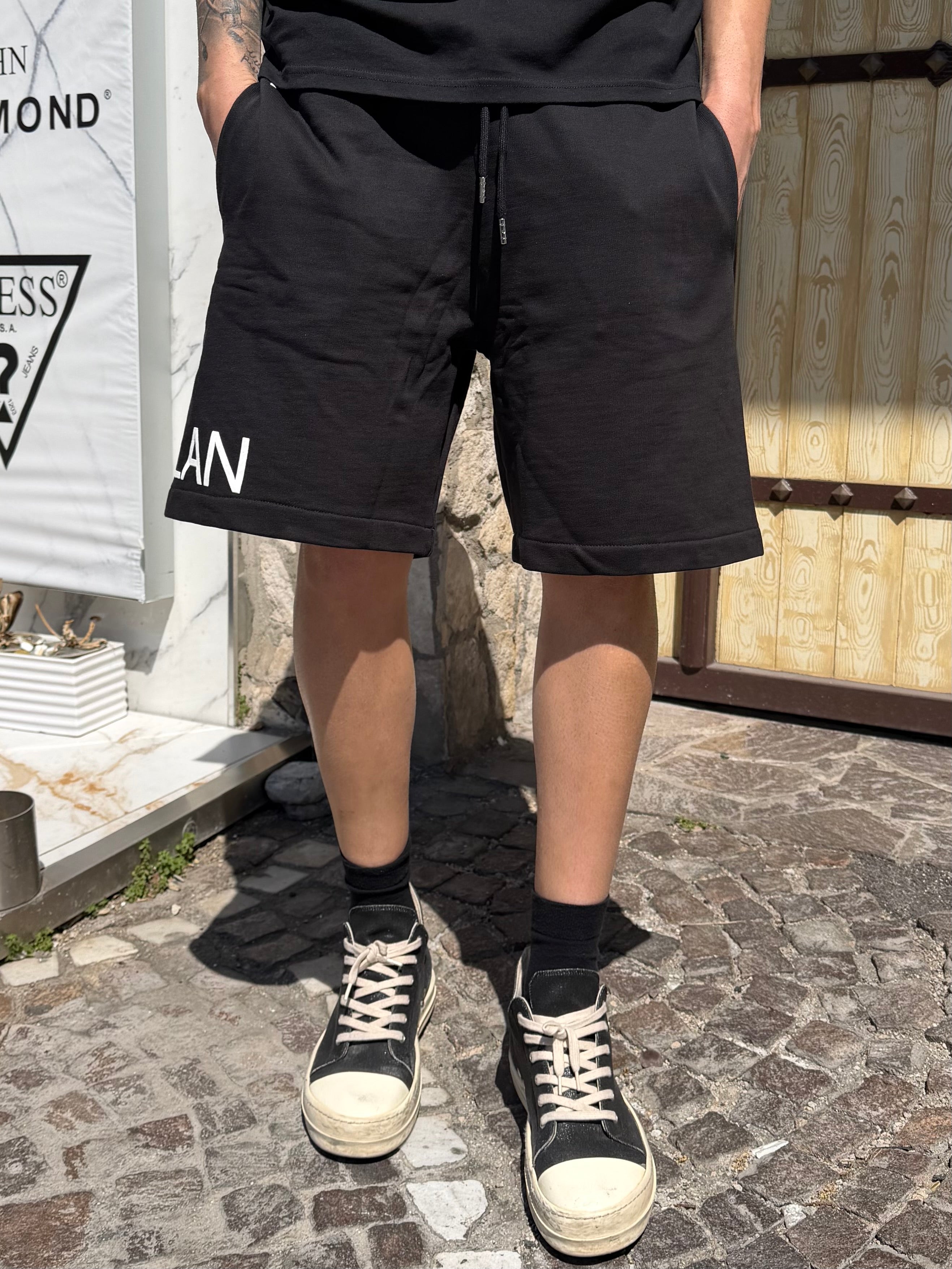 PANTALONCINO COUNTY OF MILAN