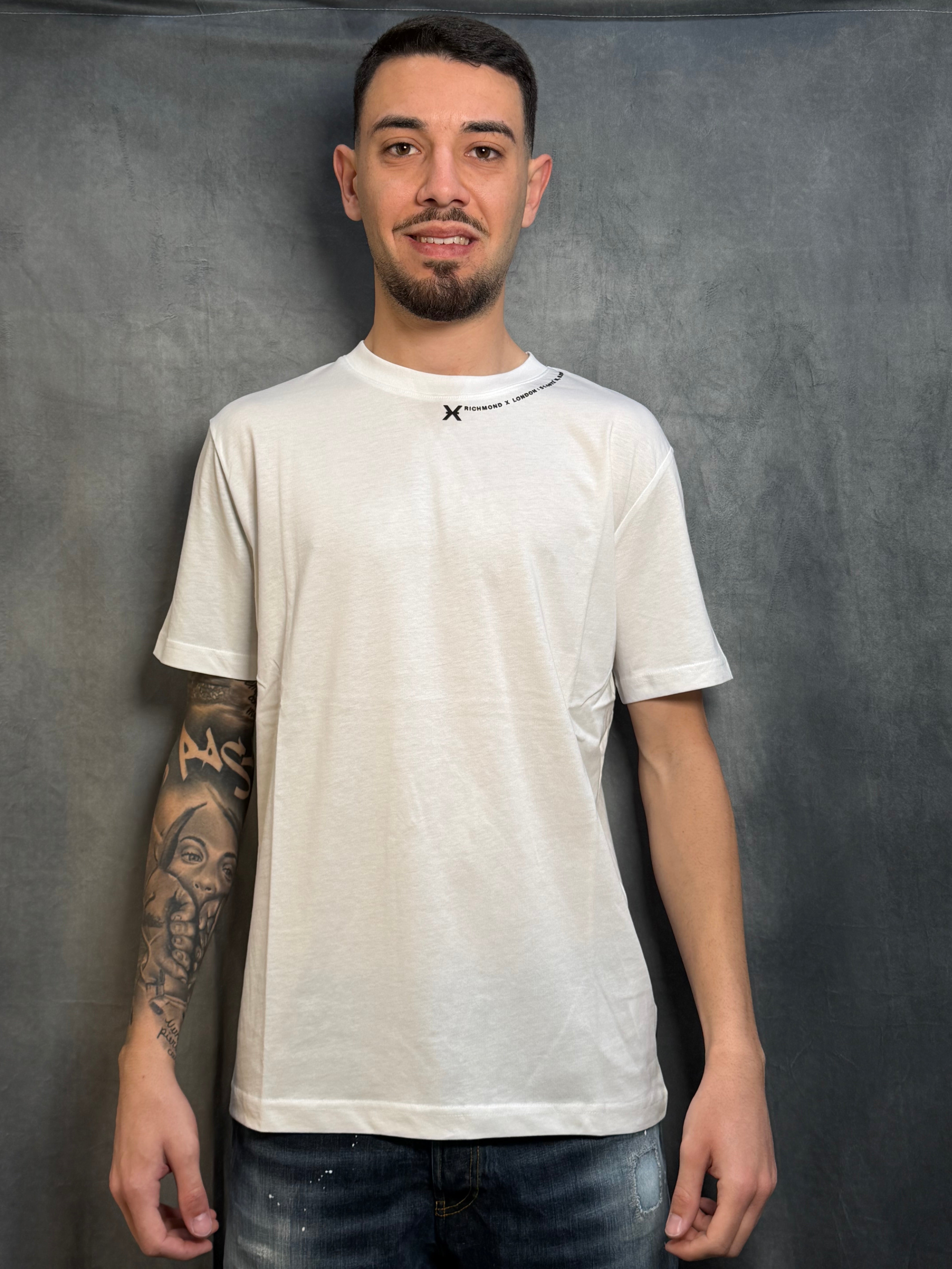 T-SHIRT JOHN RICHMOND