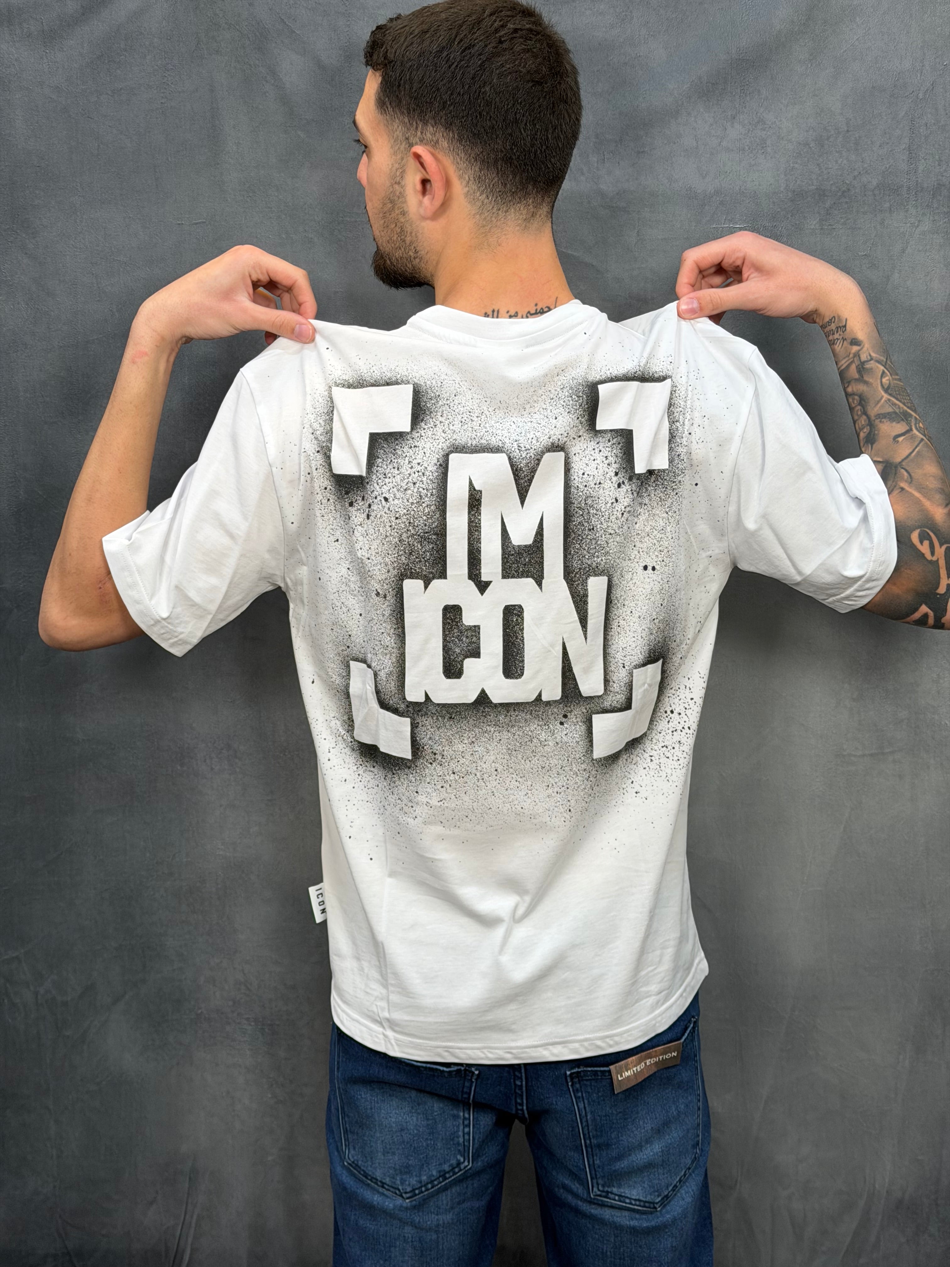 T-SHIRT ICON