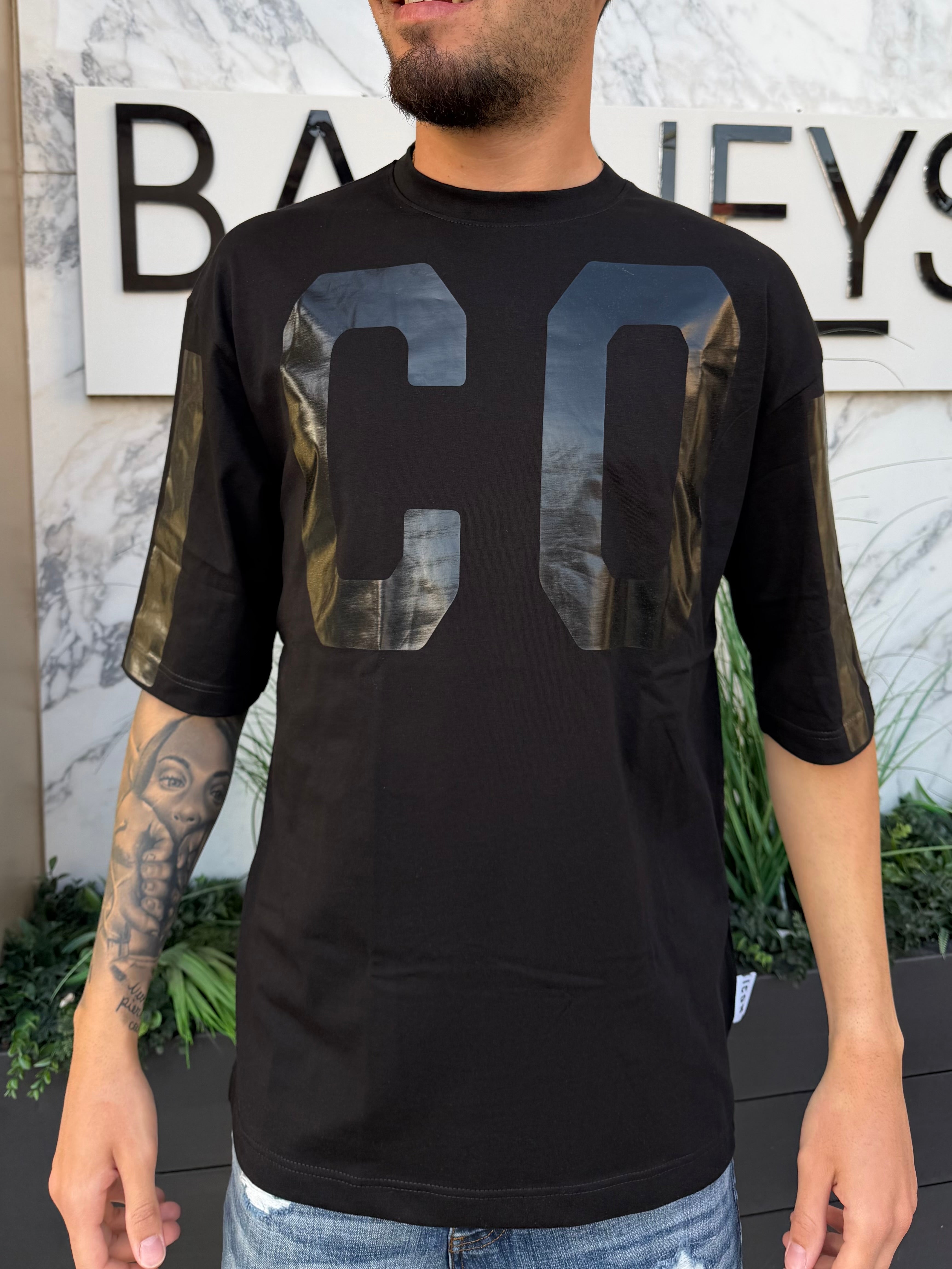 T-SHIRT ICON IUT004