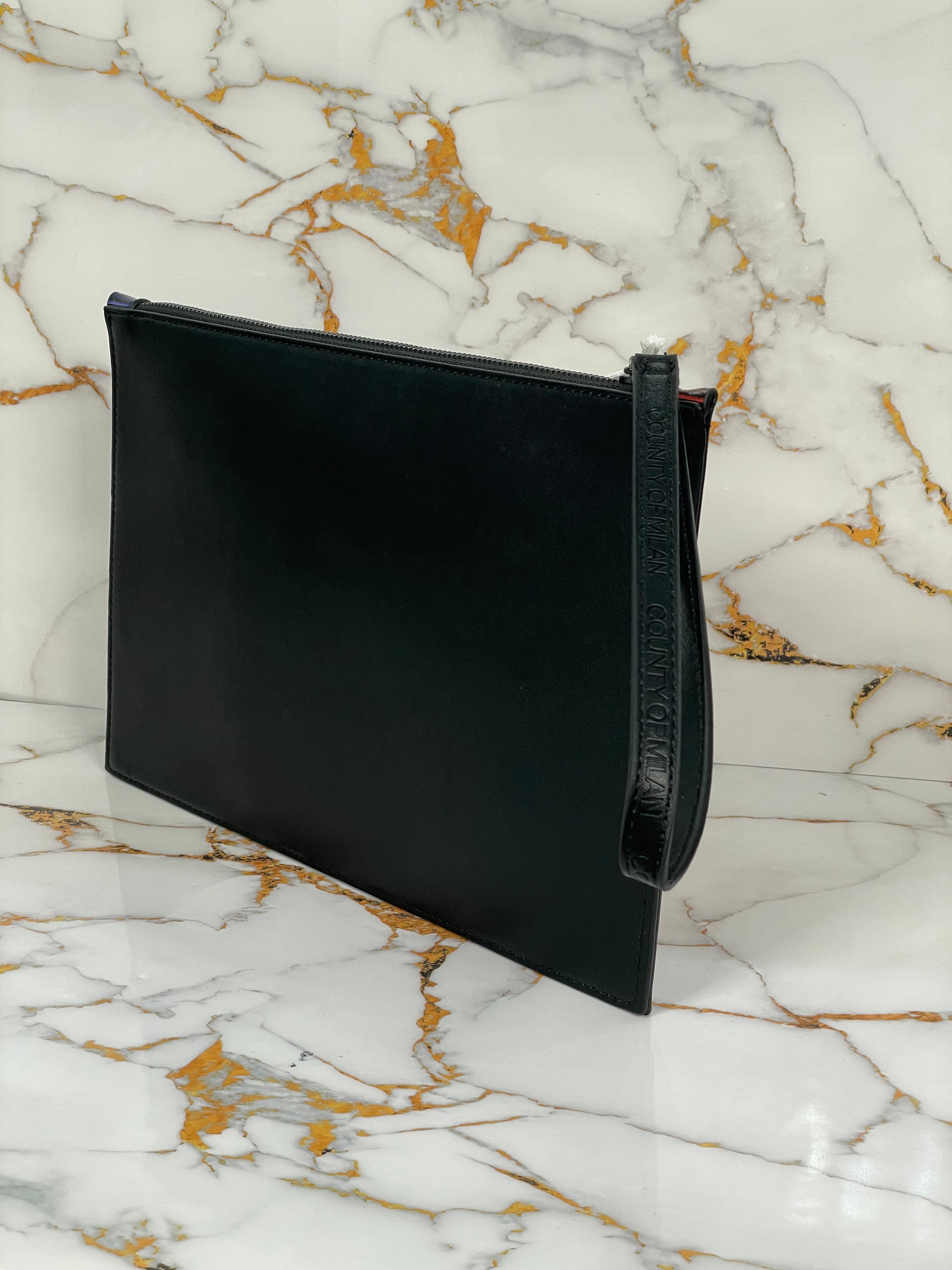 POCHETTE COUNTY OF MILAN 260333