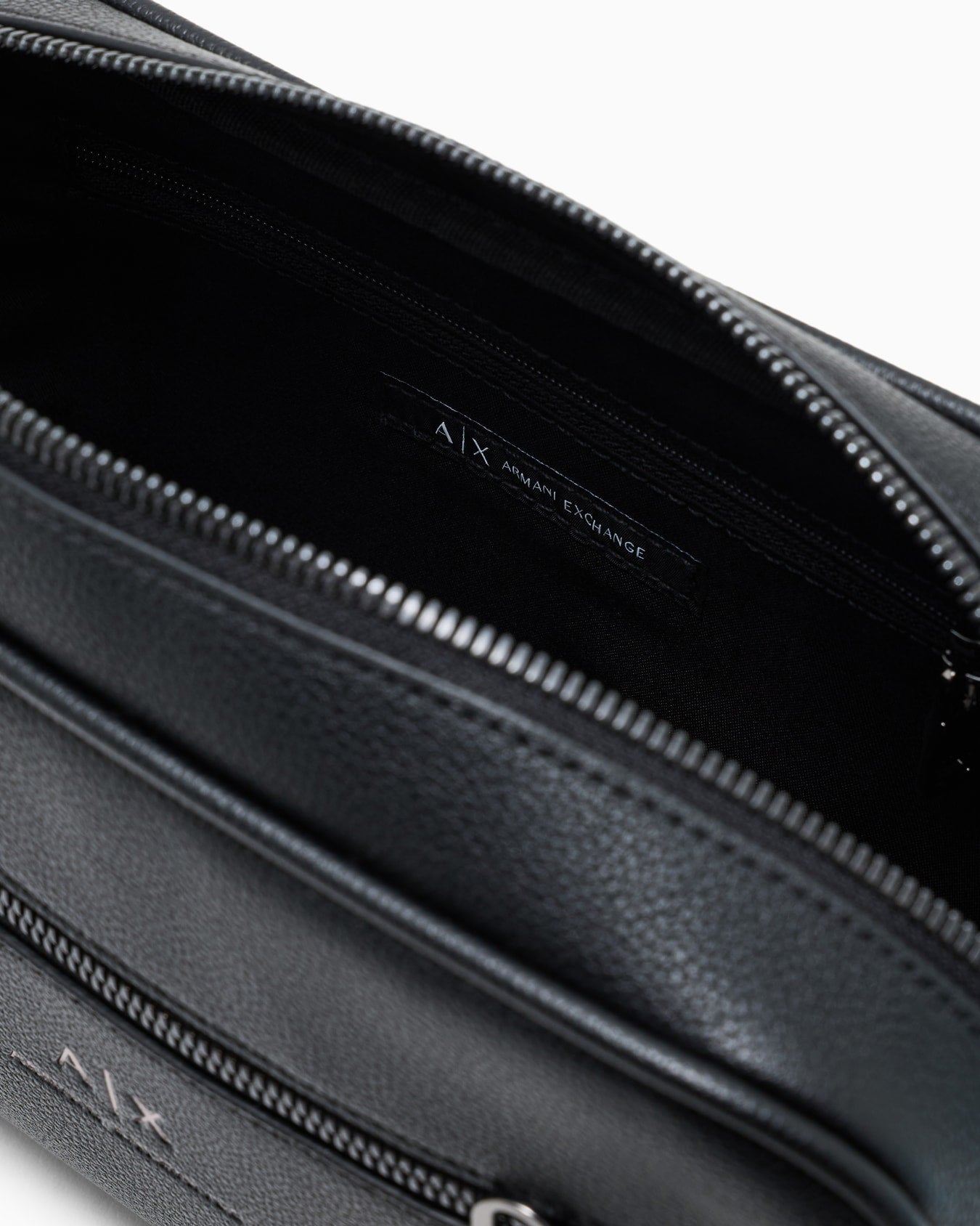 Pochette ARMANI EXCHANGE 958446 CC830