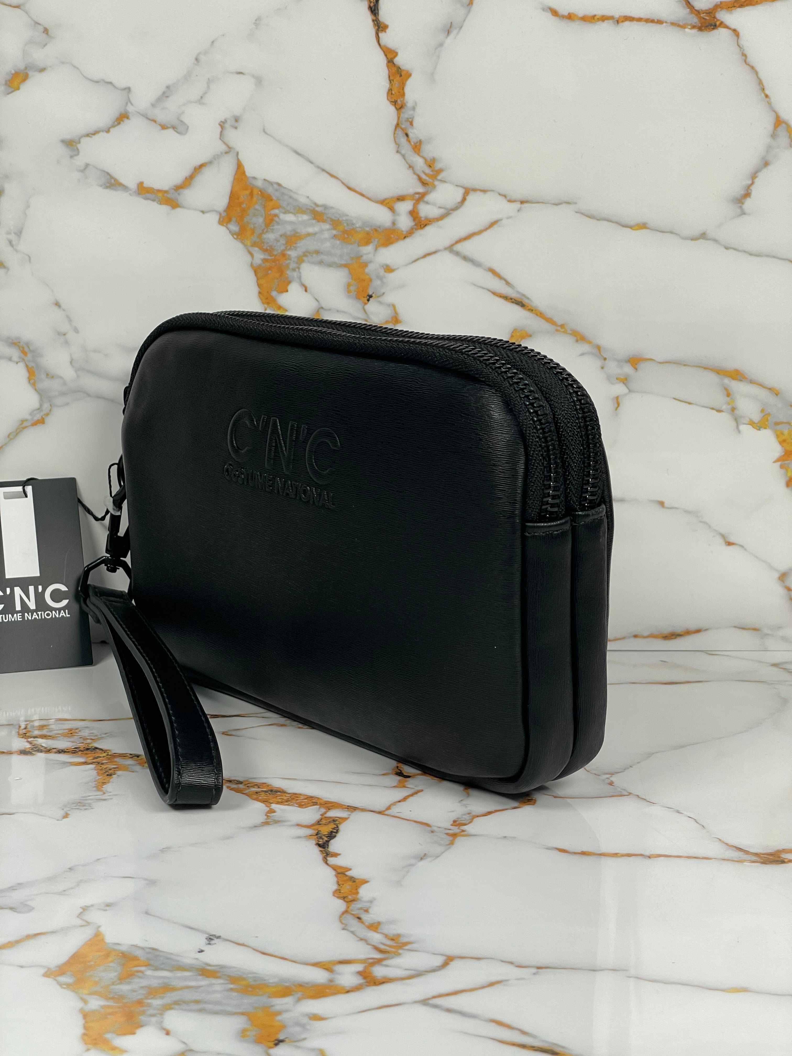 Pochette CoSTUME NATIONAL CNPS26A04