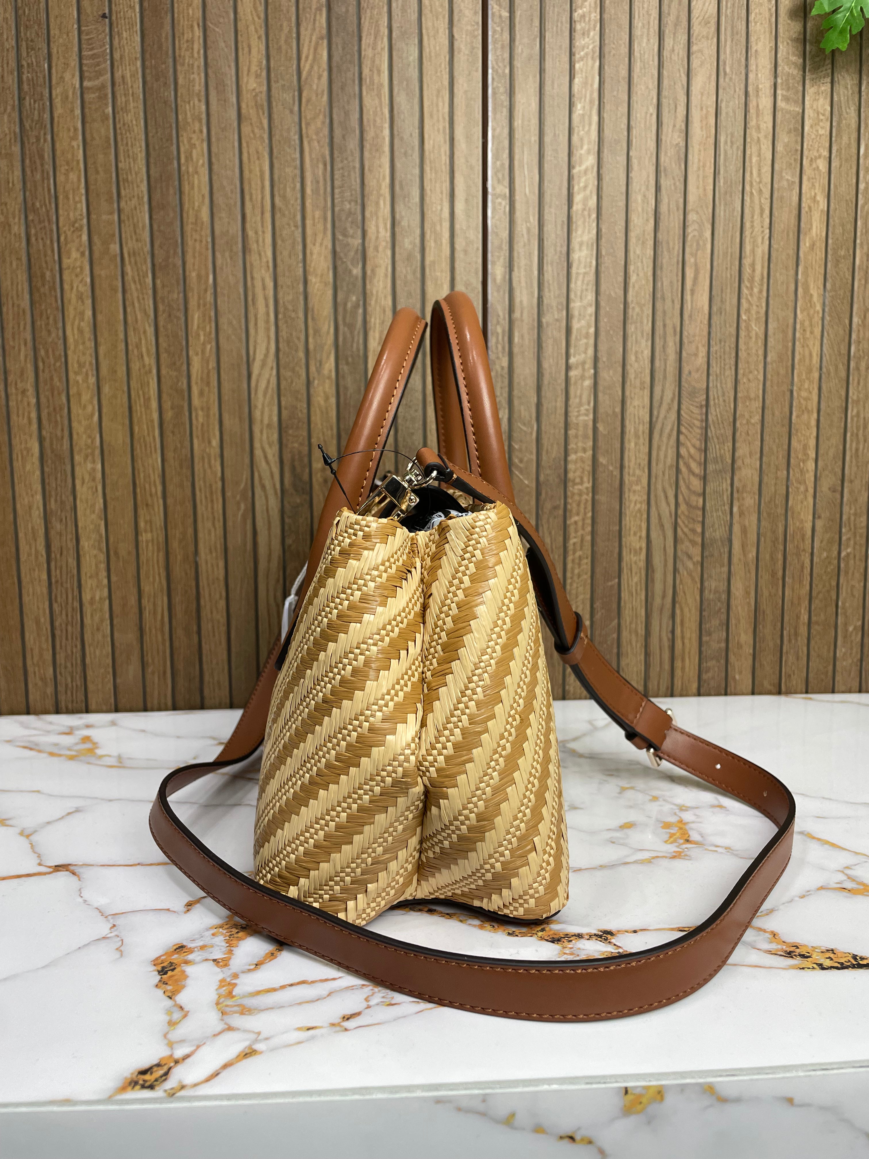 Borsa GUESS WG921005