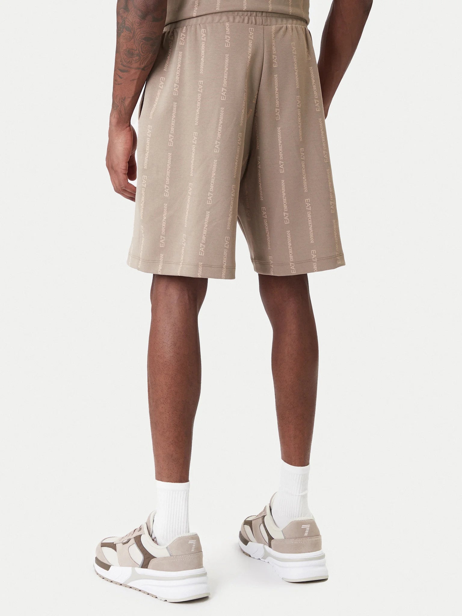 PANTALONCINO EA7