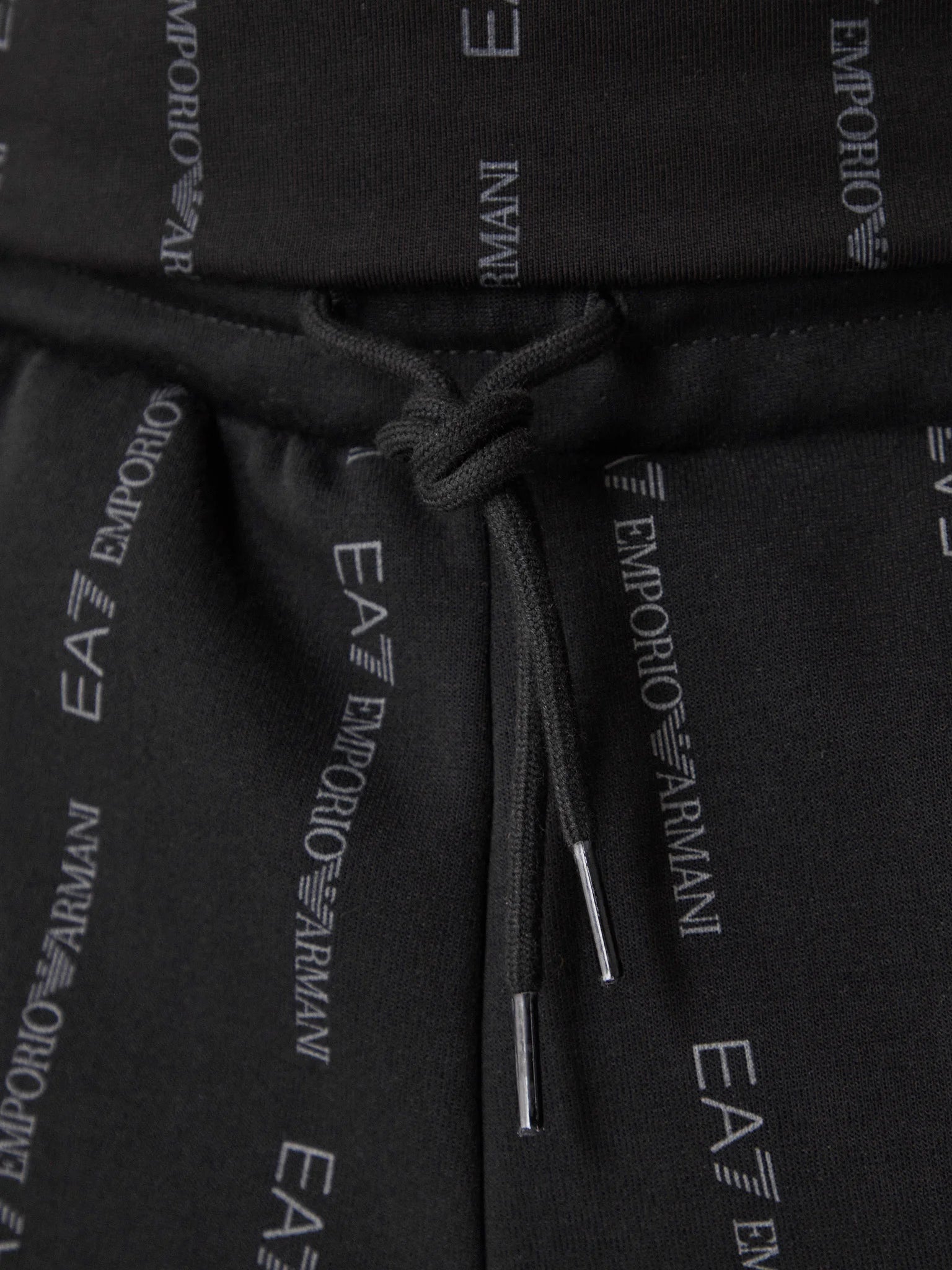 PANTALONCINO EA7