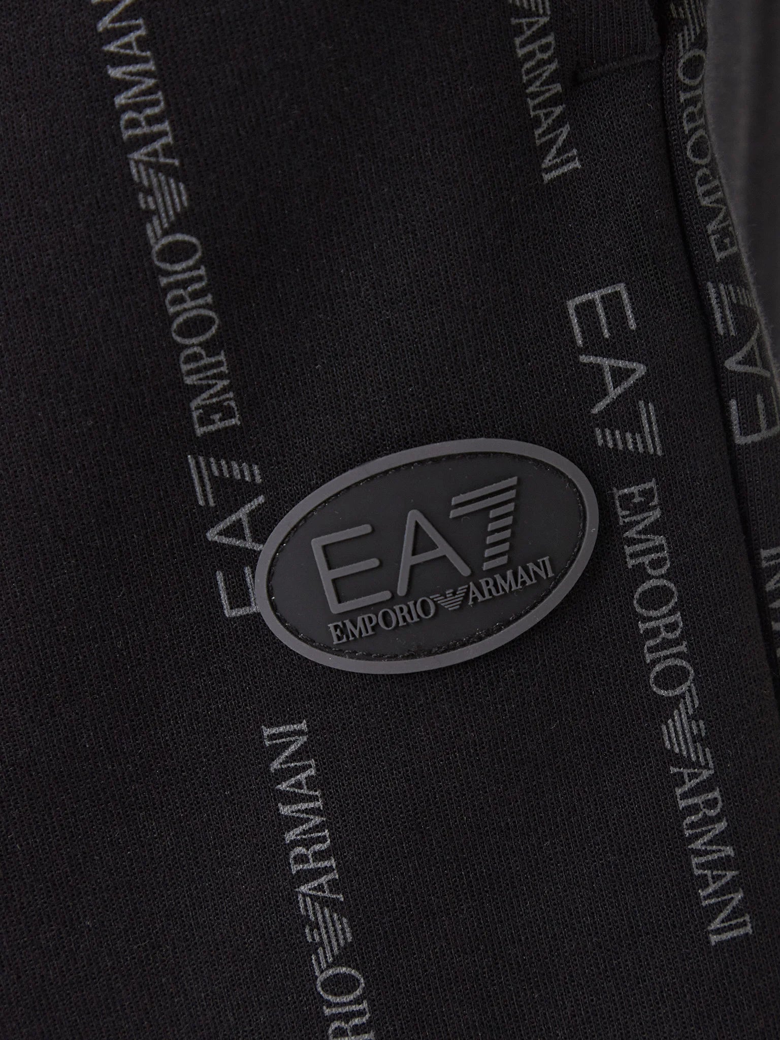 PANTALONCINO EA7