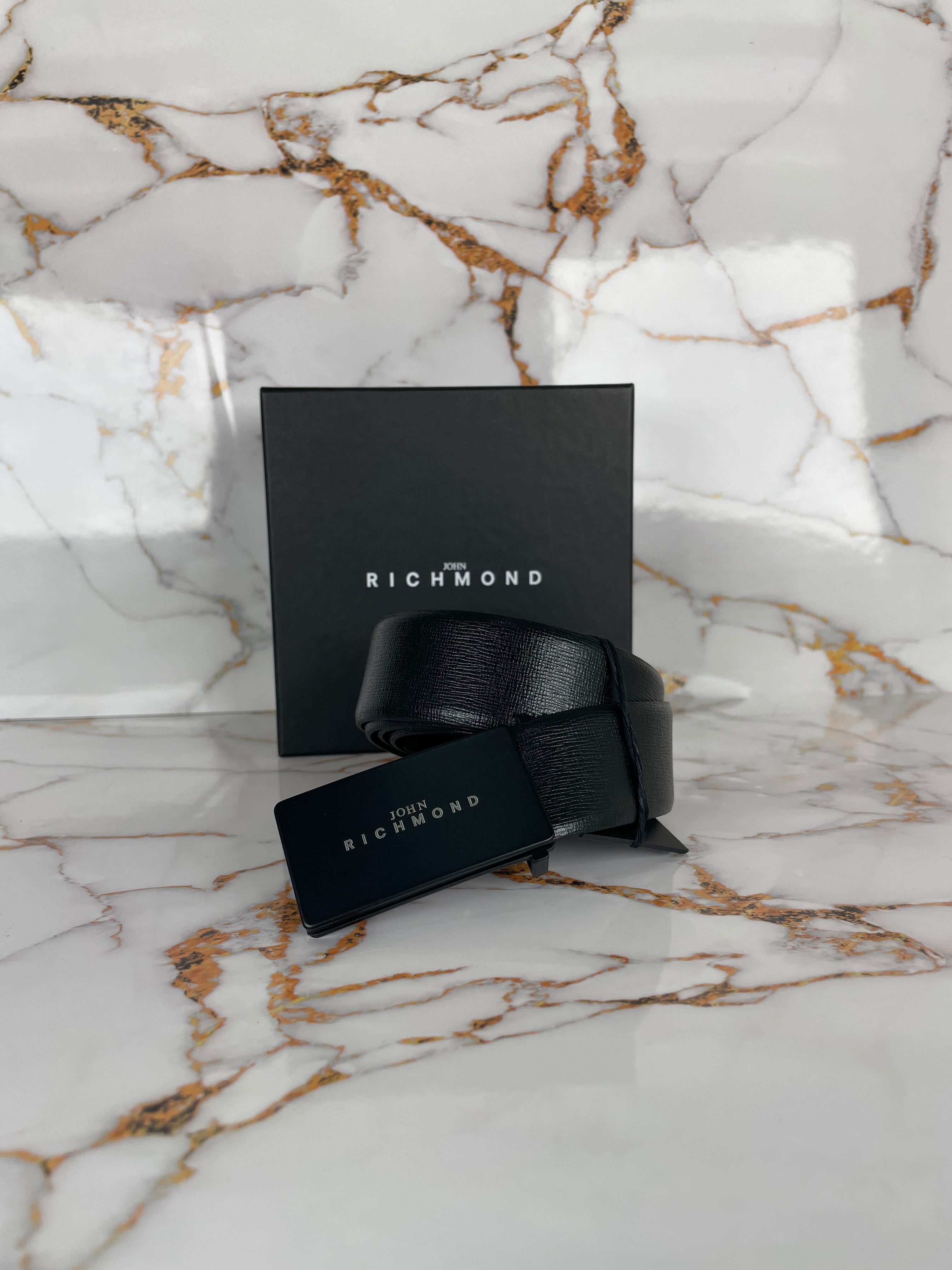 CINTURA JOHN RICHMOND C-84