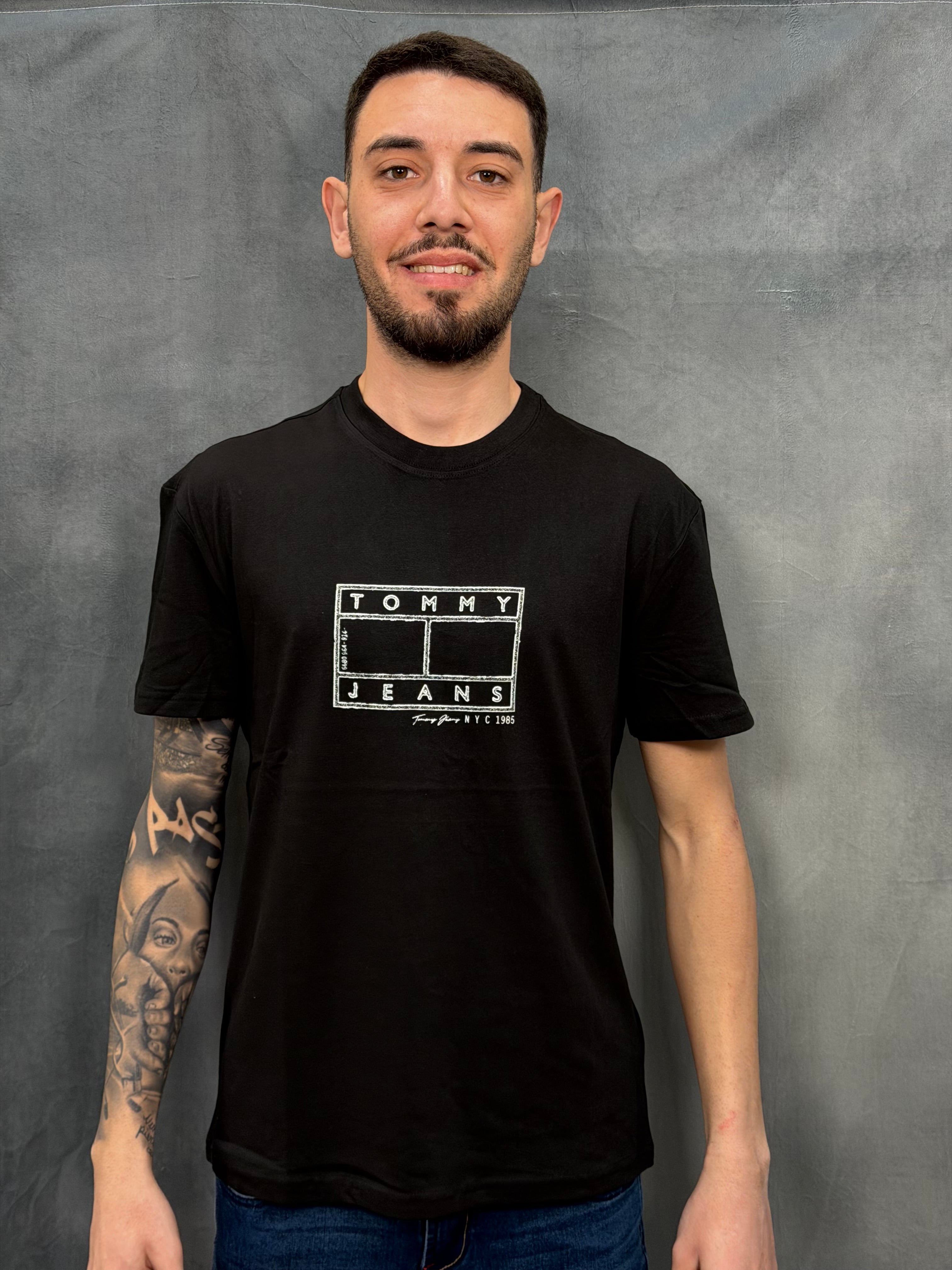 T-SHIRT TOMMY JEANS DM0DM22317