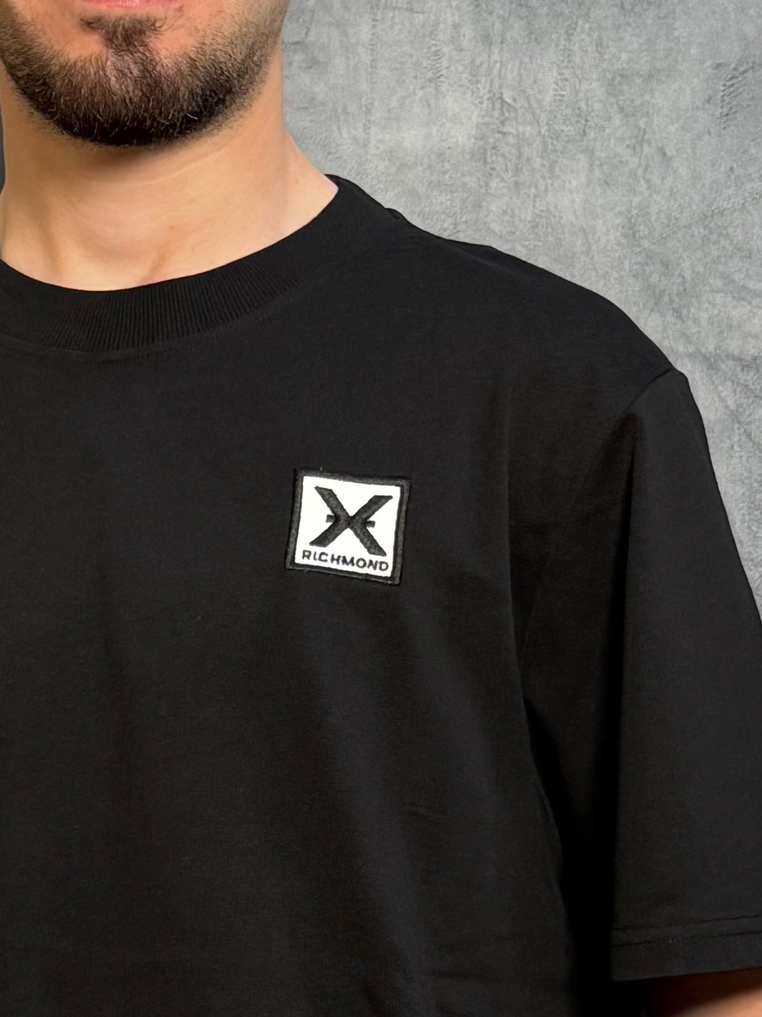 T-SHIRT JOHN RICHMOND