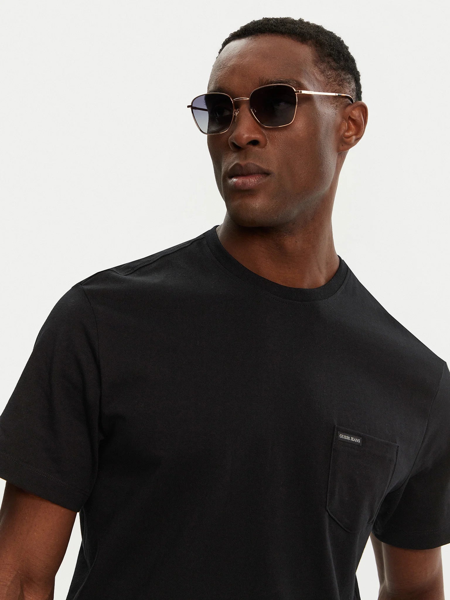 T-SHIRT GUESS