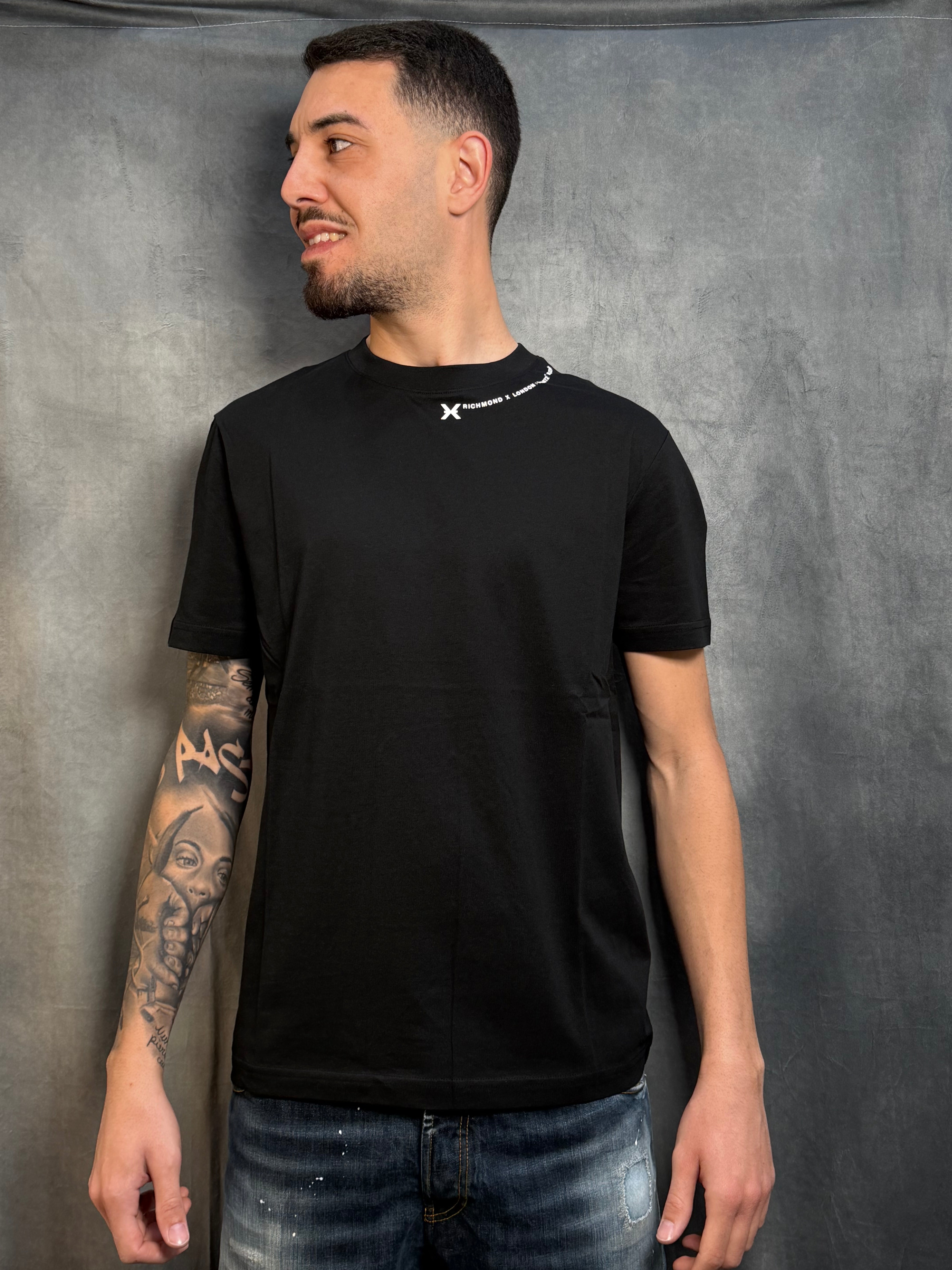 T-SHIRT JOHN  RICHMOND