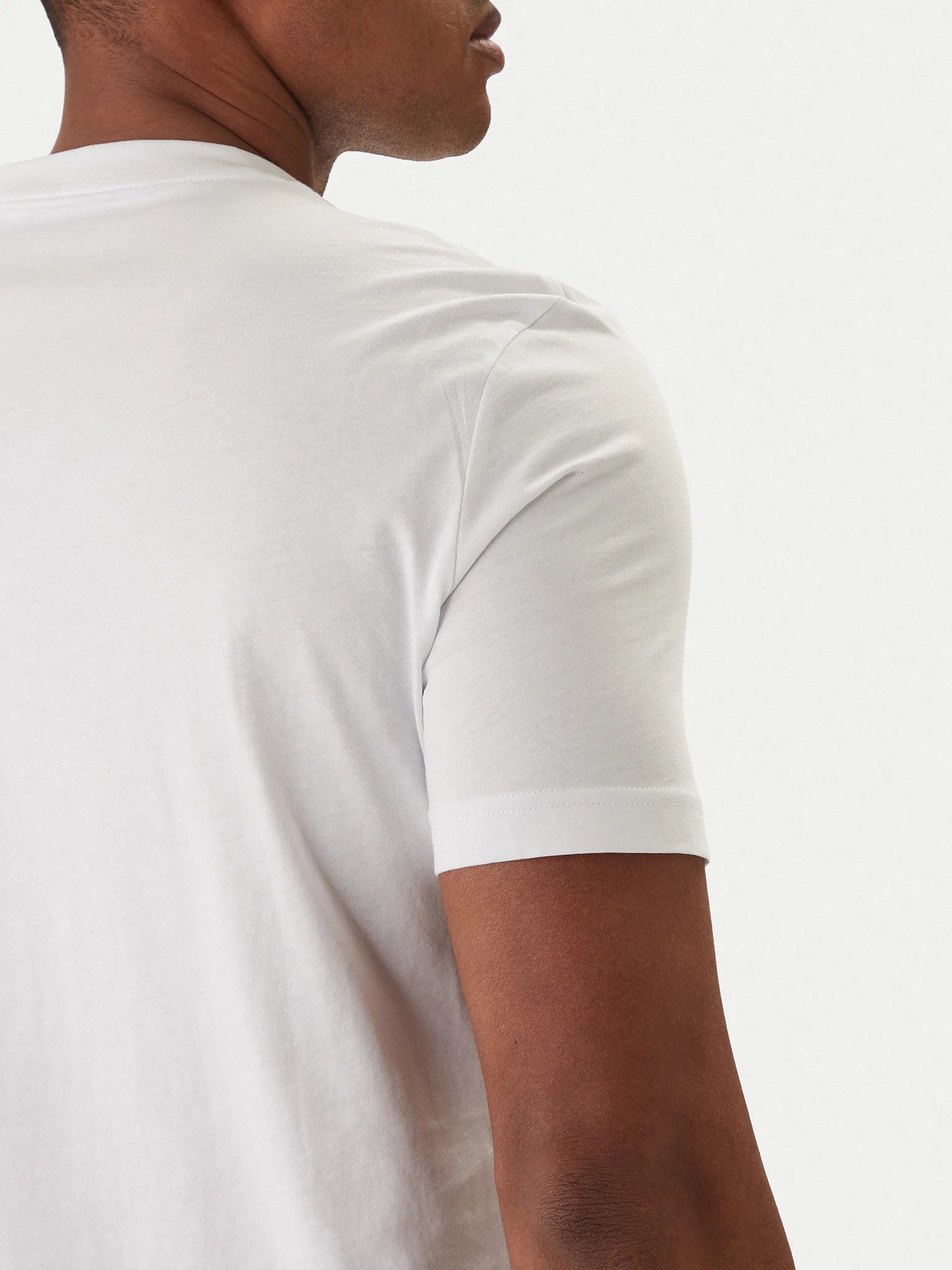 T-SHIRT EA7