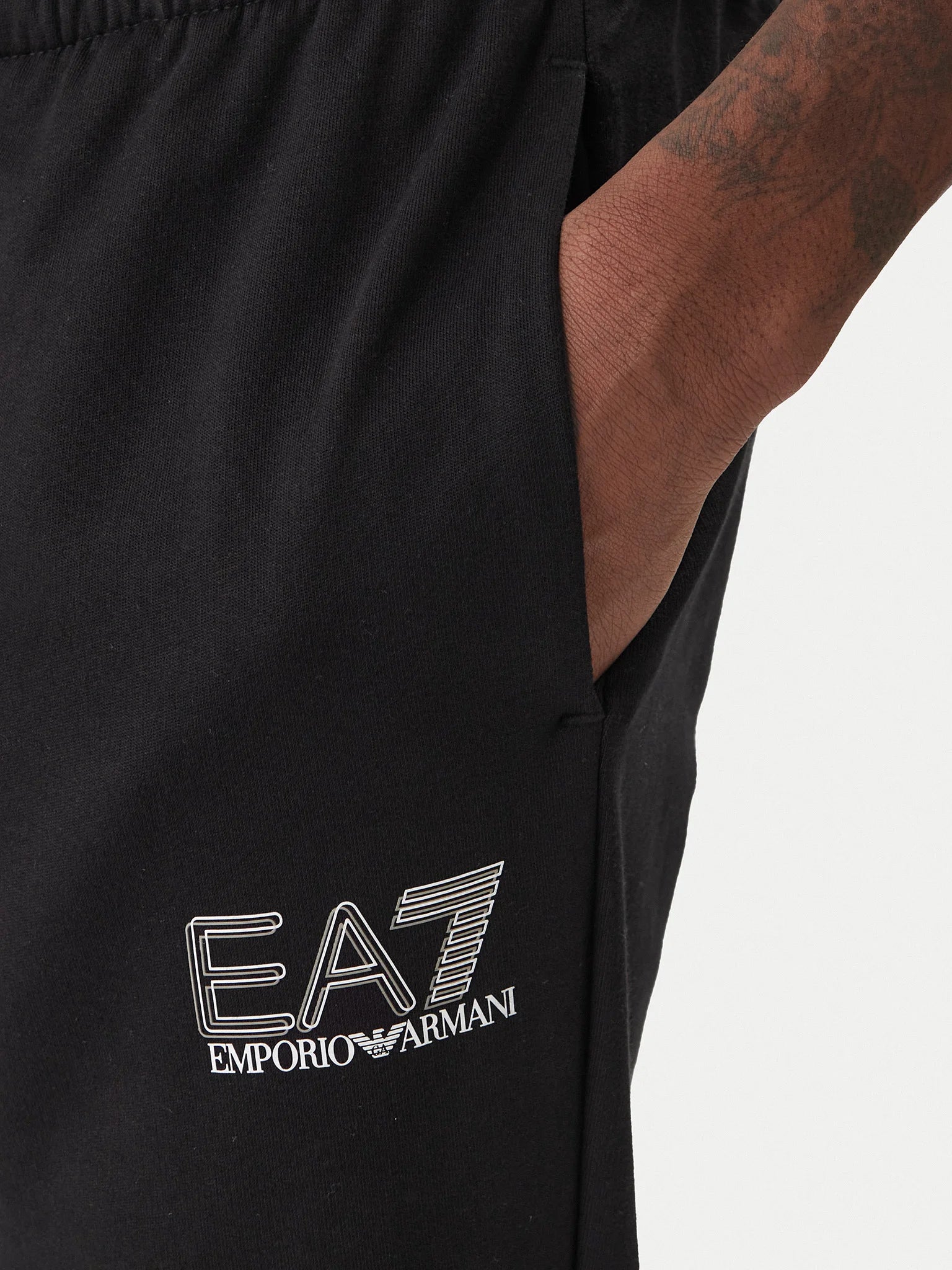 TUTA EA7