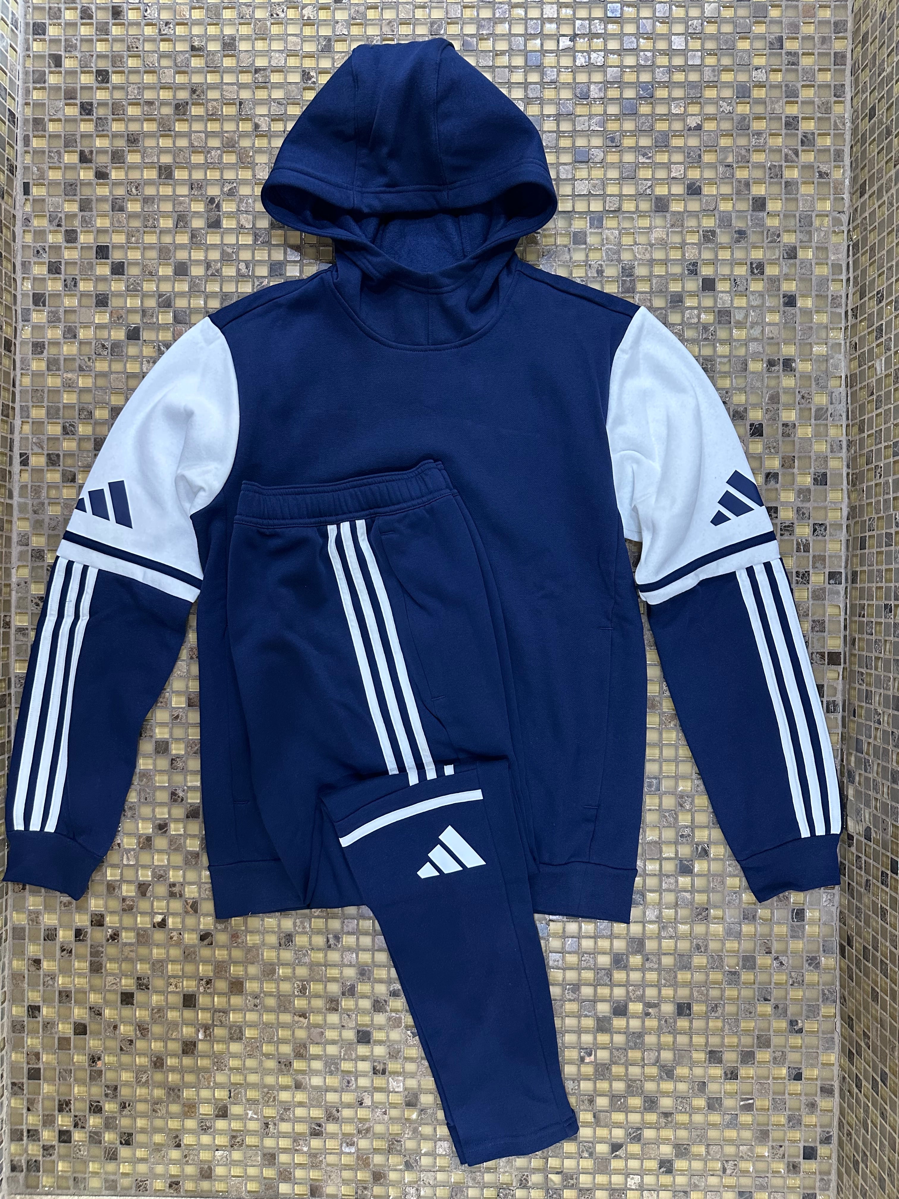 TUTA ADIDAS CON CAPPUCCIO