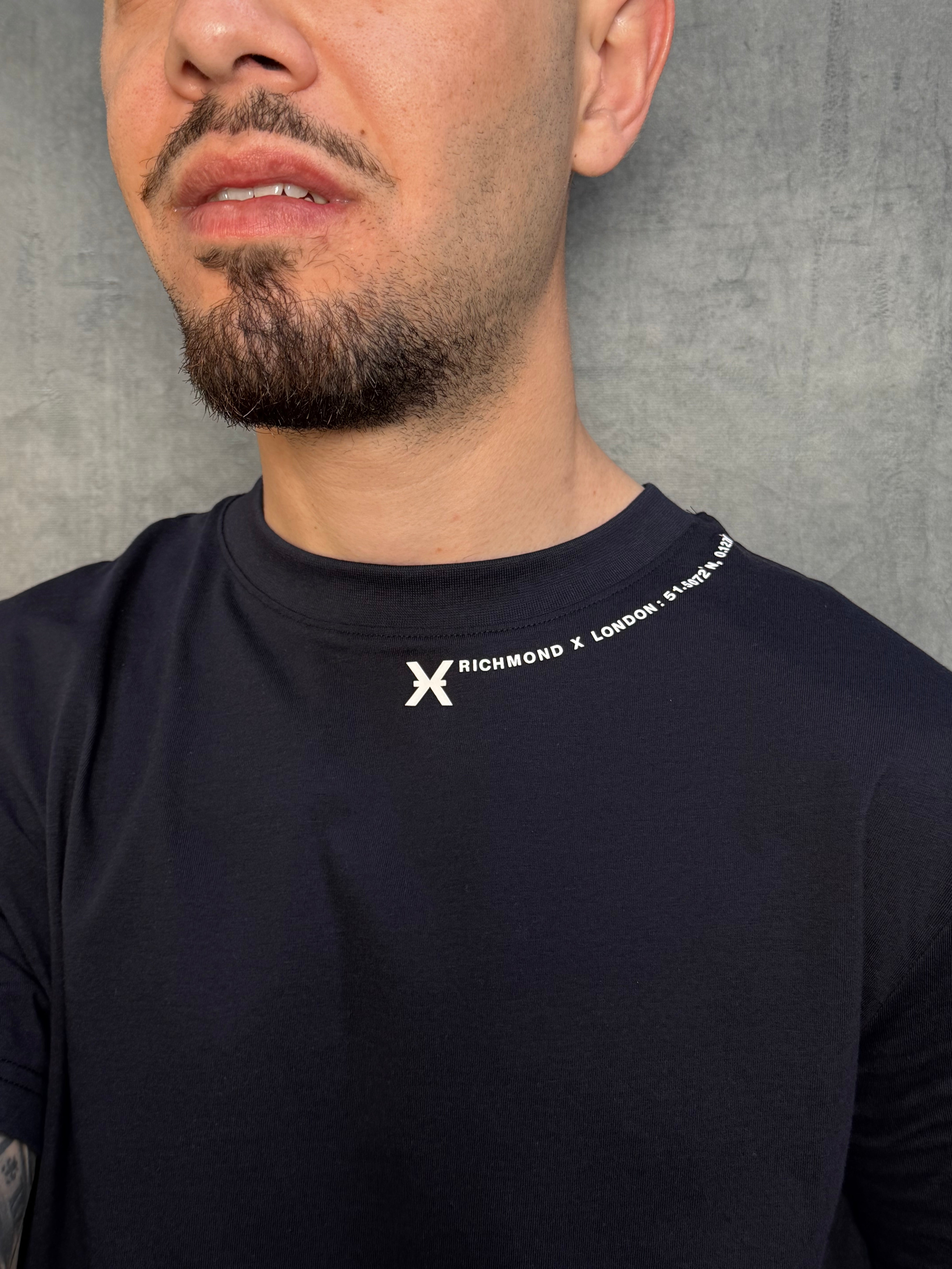 T-SHIRT JOHN  RICHMOND