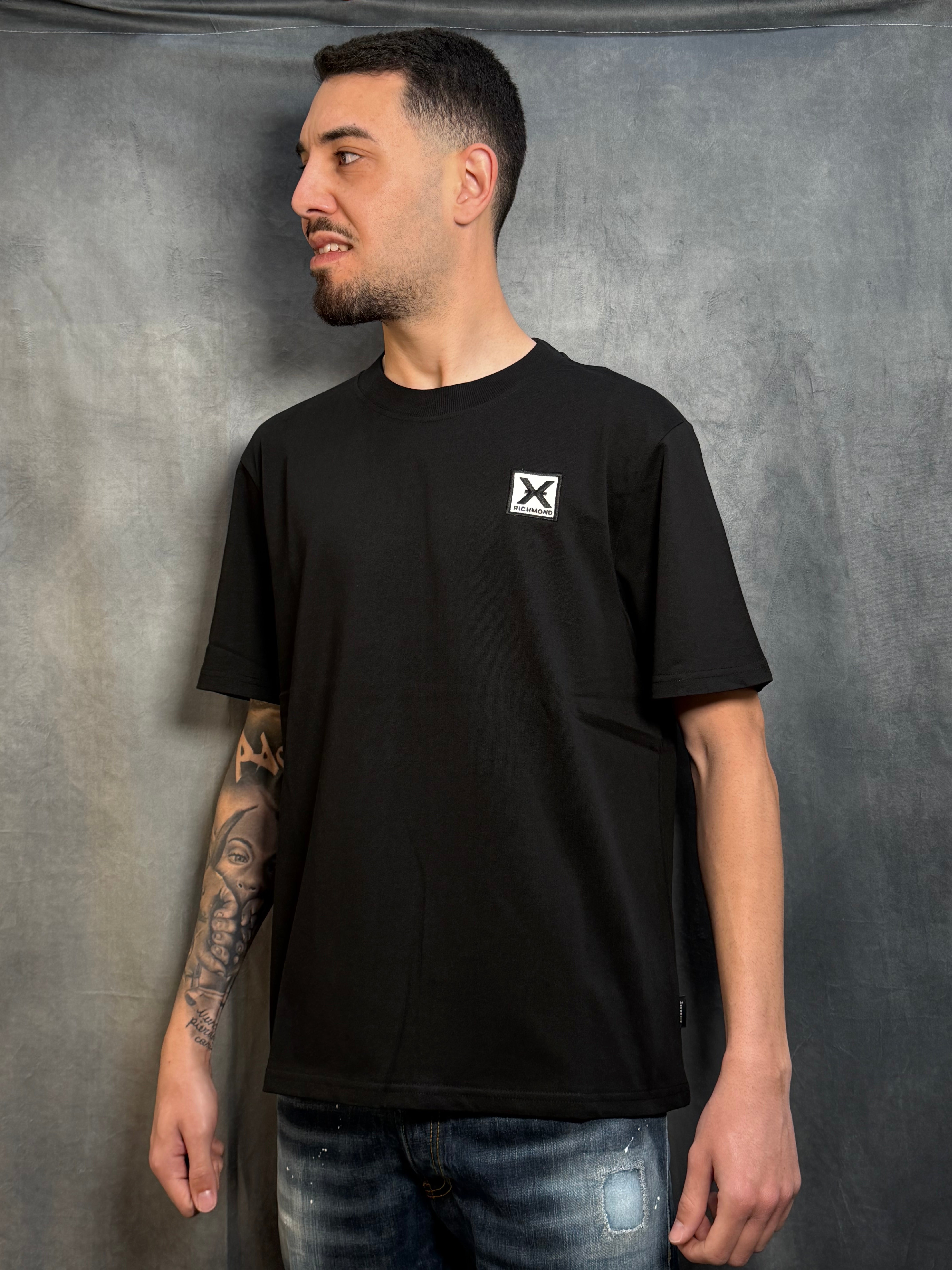 T-SHIRT JOHN RICHMOND
