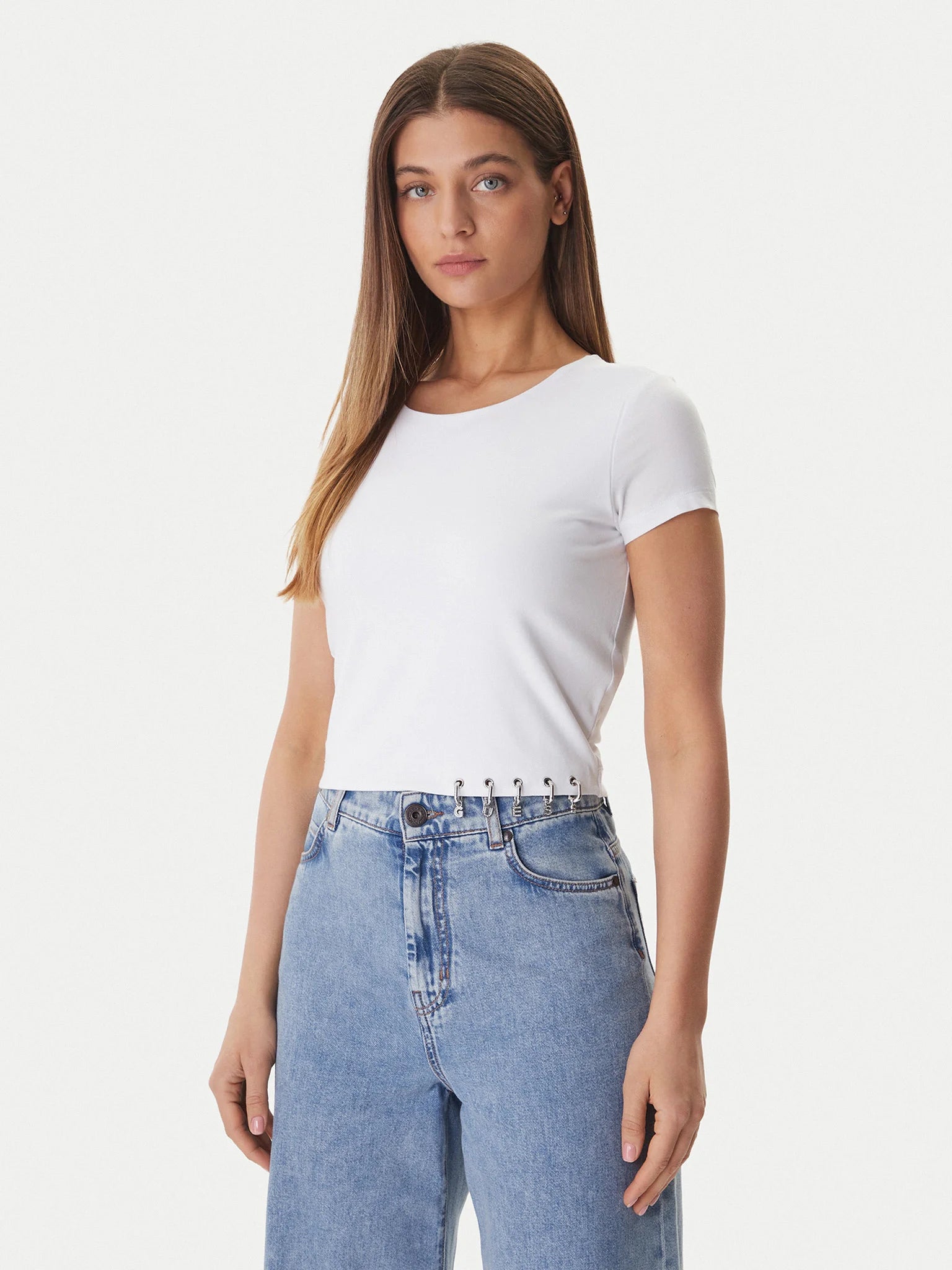 T-SHIRT GUESS