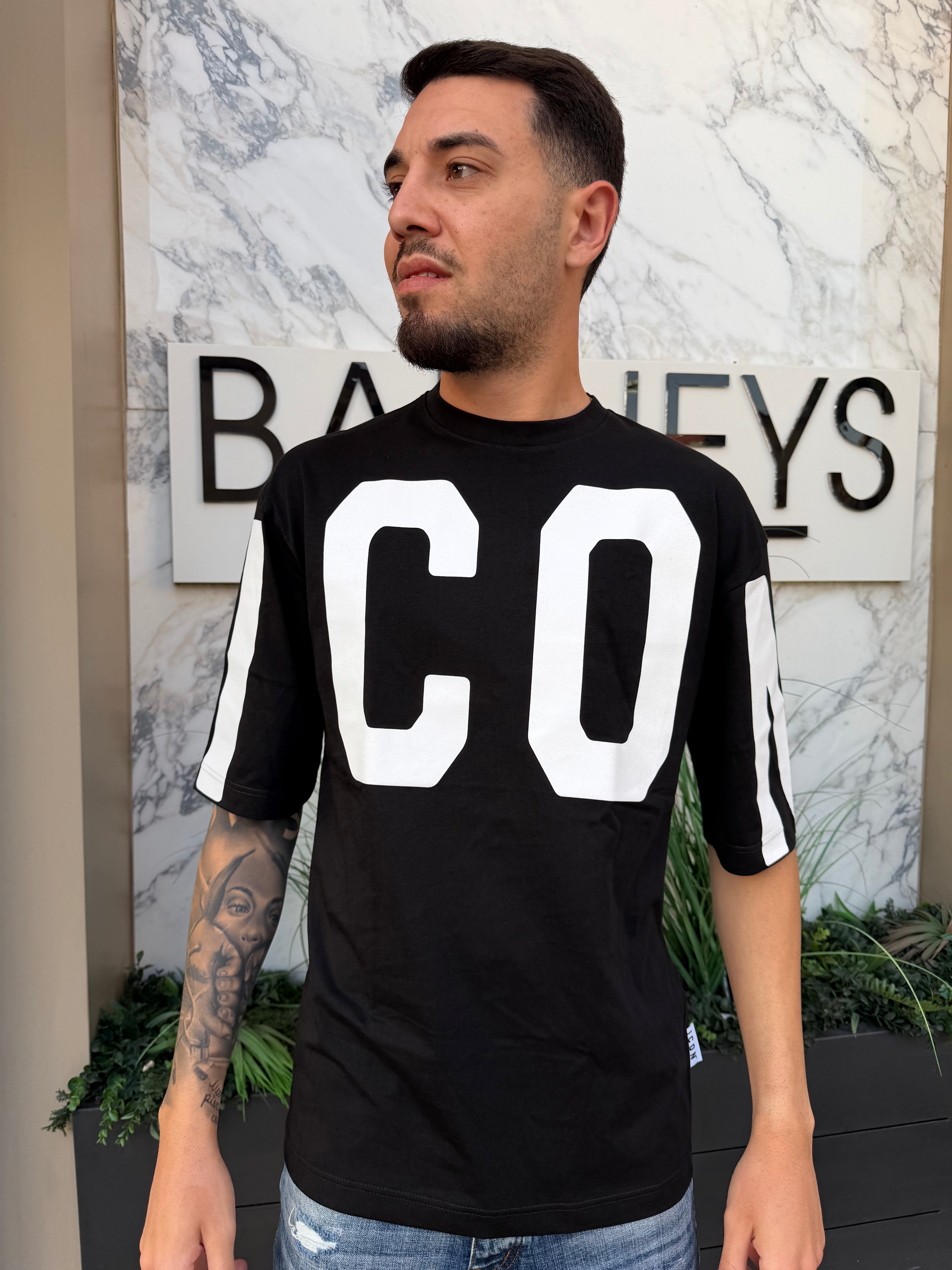 T-SHIRT ICON IUT004