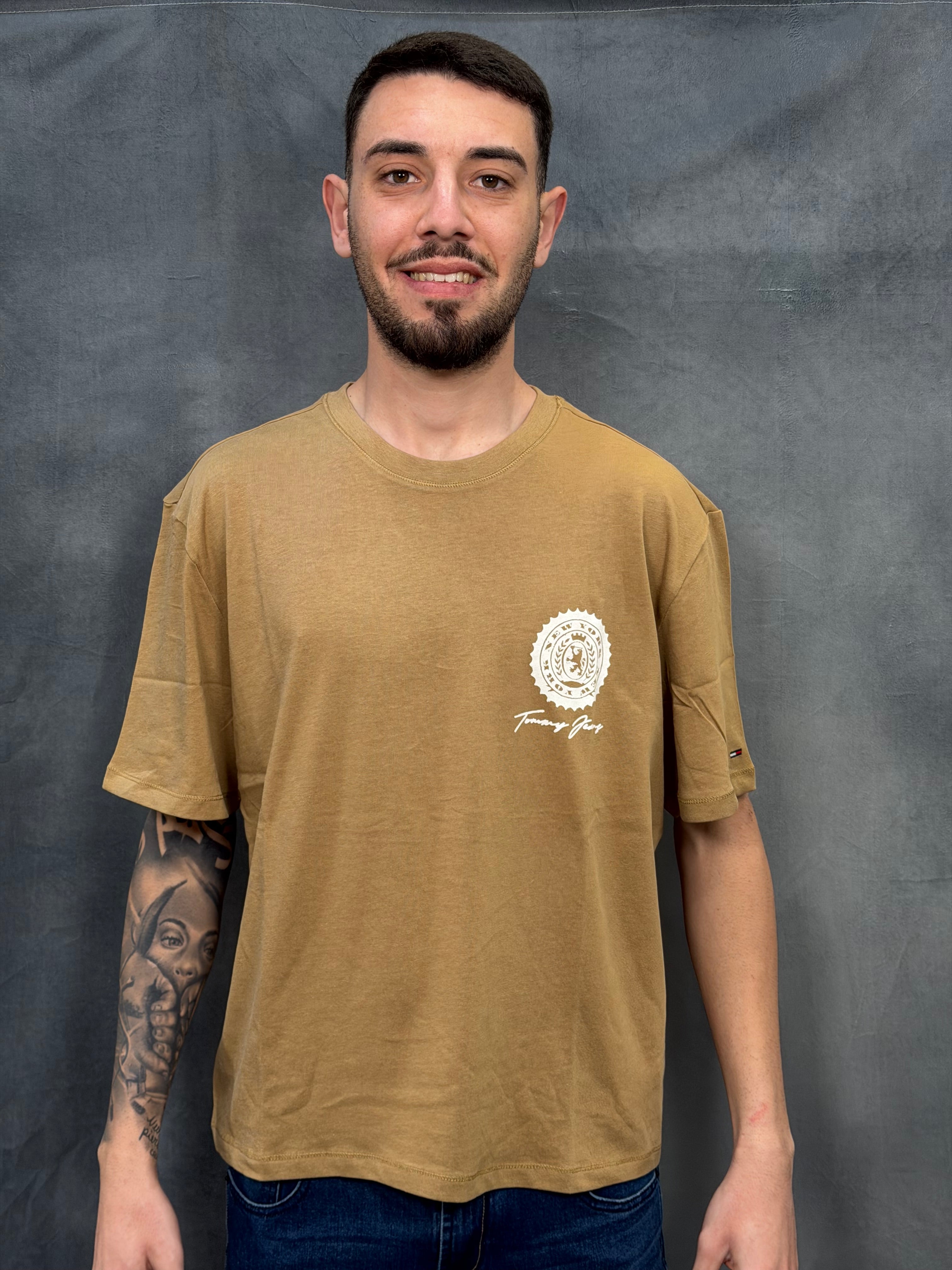 T-SHIRT TOMMY JEANS DM0DM22332