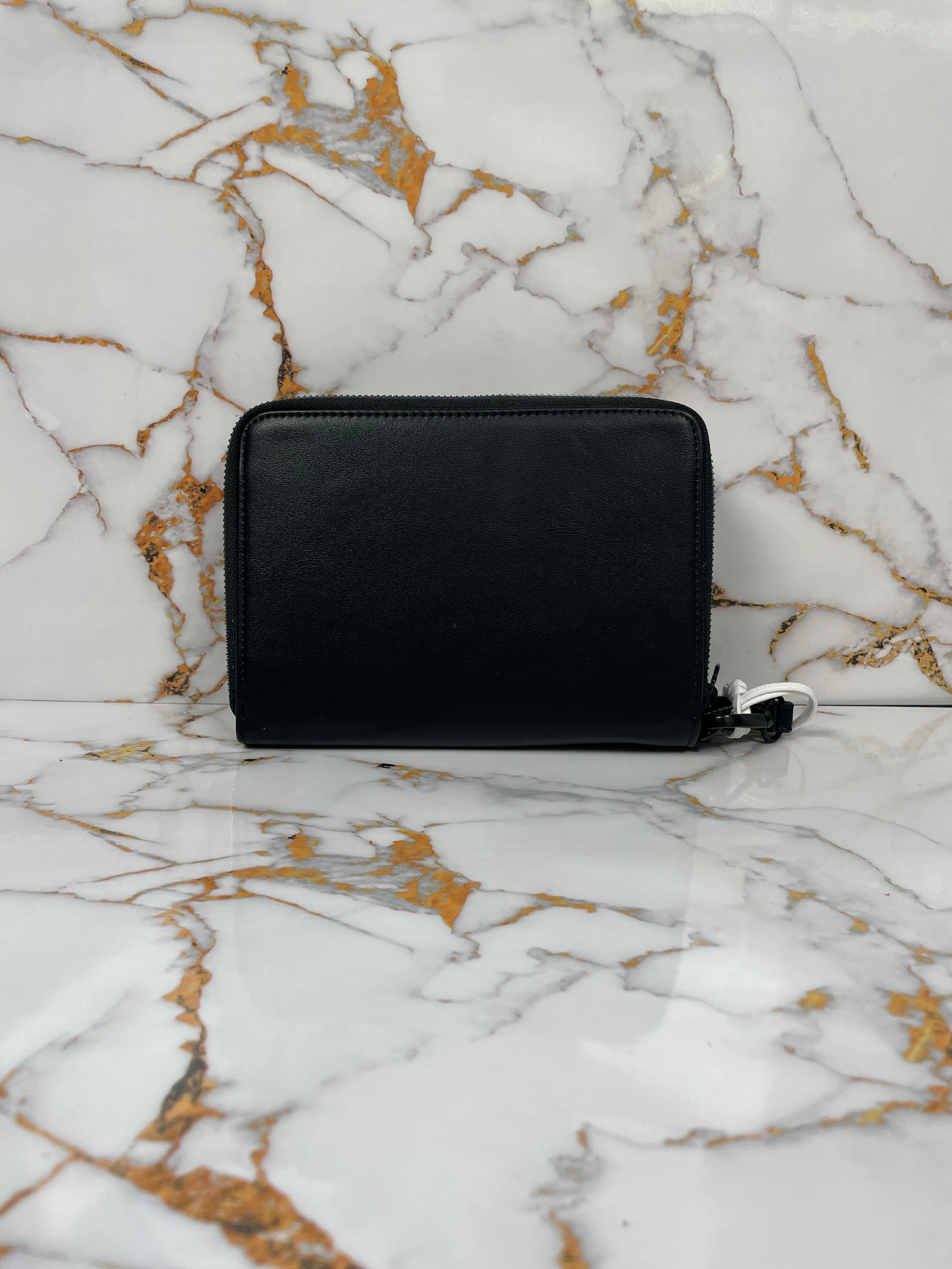 POCHETTE COUNTY OF MILAN 260360