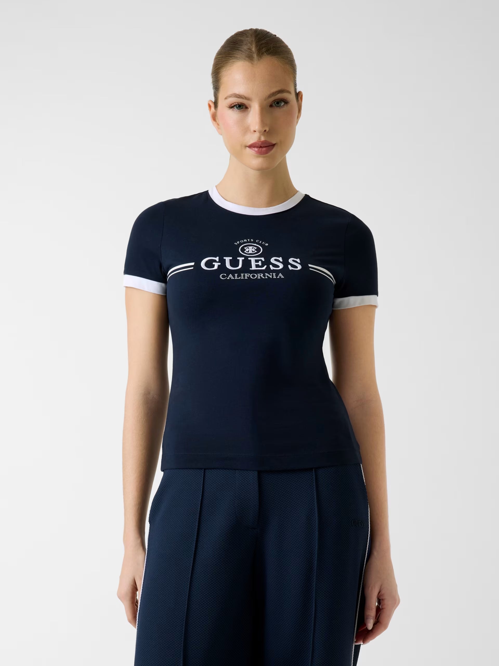 T-SHIRT GUESS
