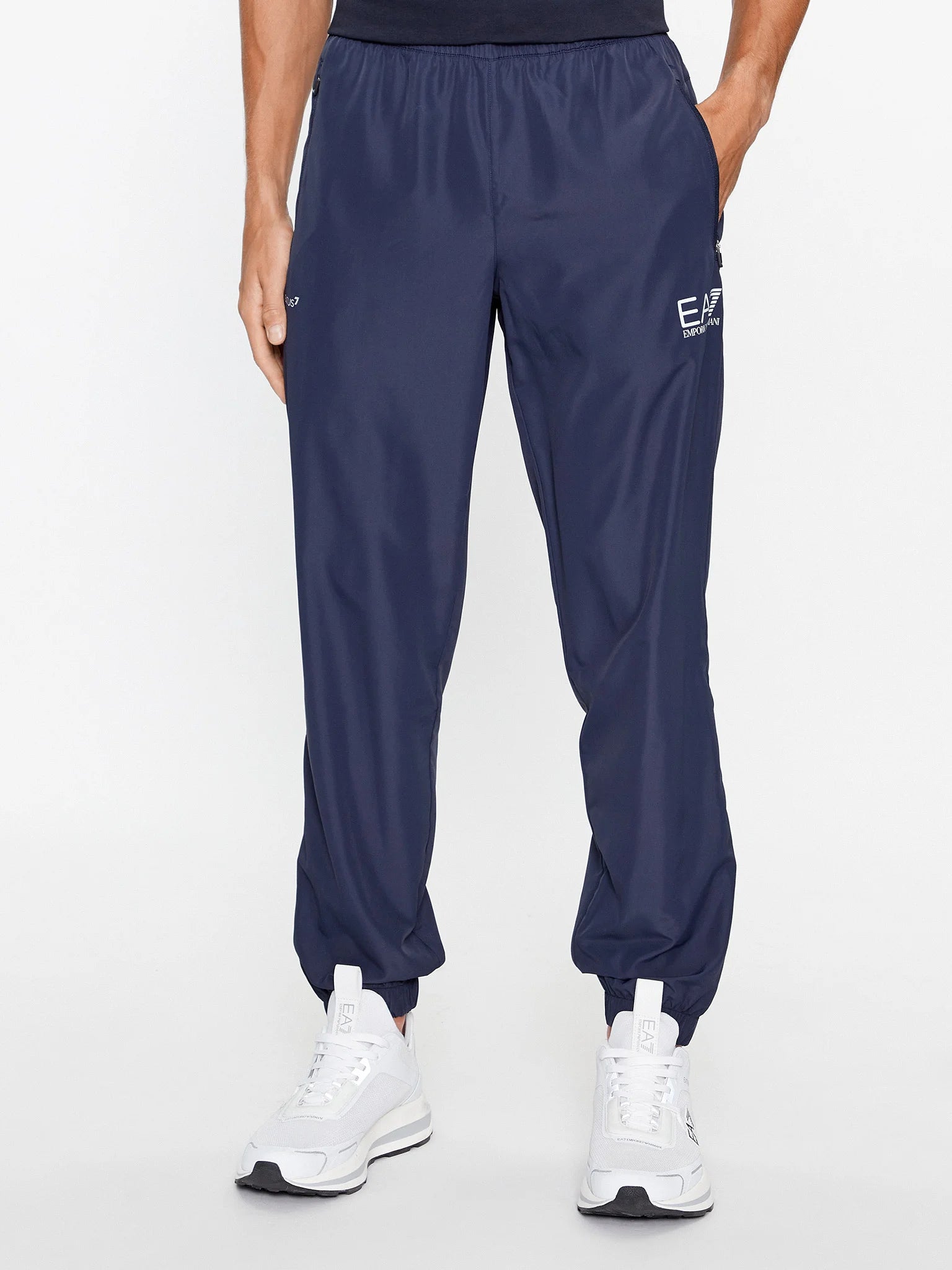 TUTA EA7 8NPV08 PN4HZ